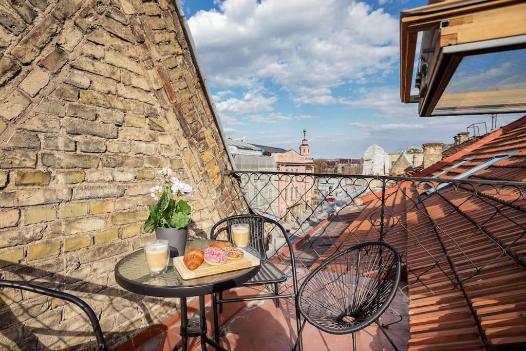 terrasse appartement sous combles à Vilnius