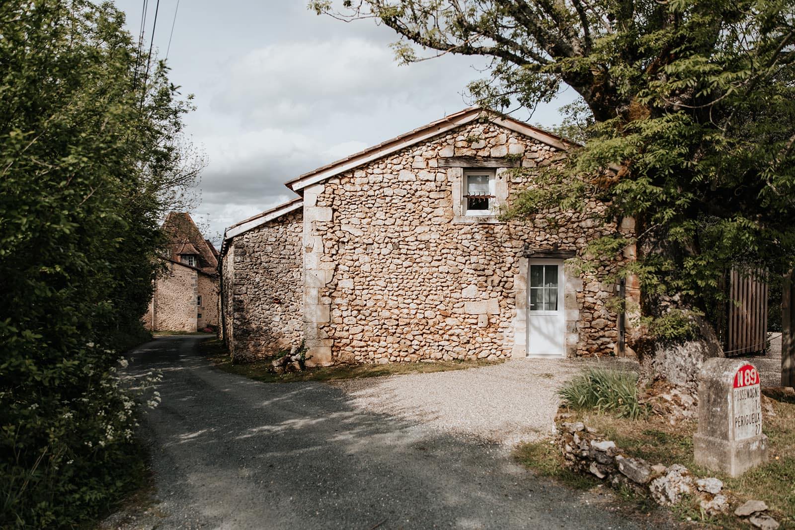 Une maison en pierres en Dordogne pour des vacances campagnardes