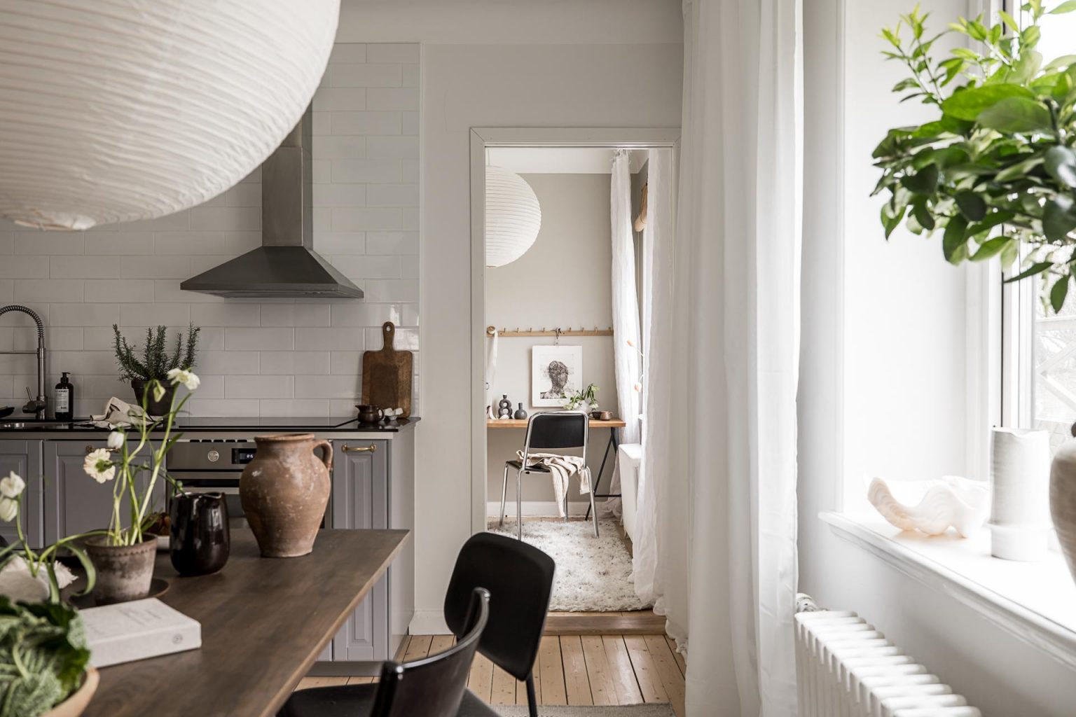 cuisine IKEA grise trois-pièces de 57m2 décoration scandinave