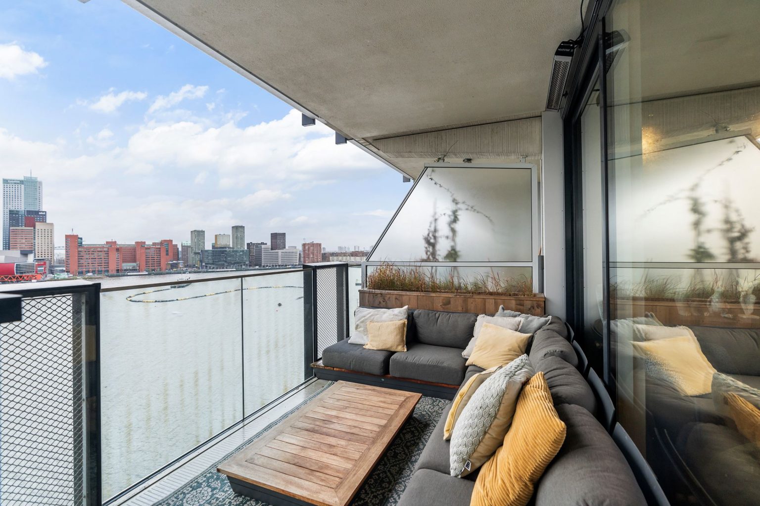 appartement avec terrasse à Rotterdam