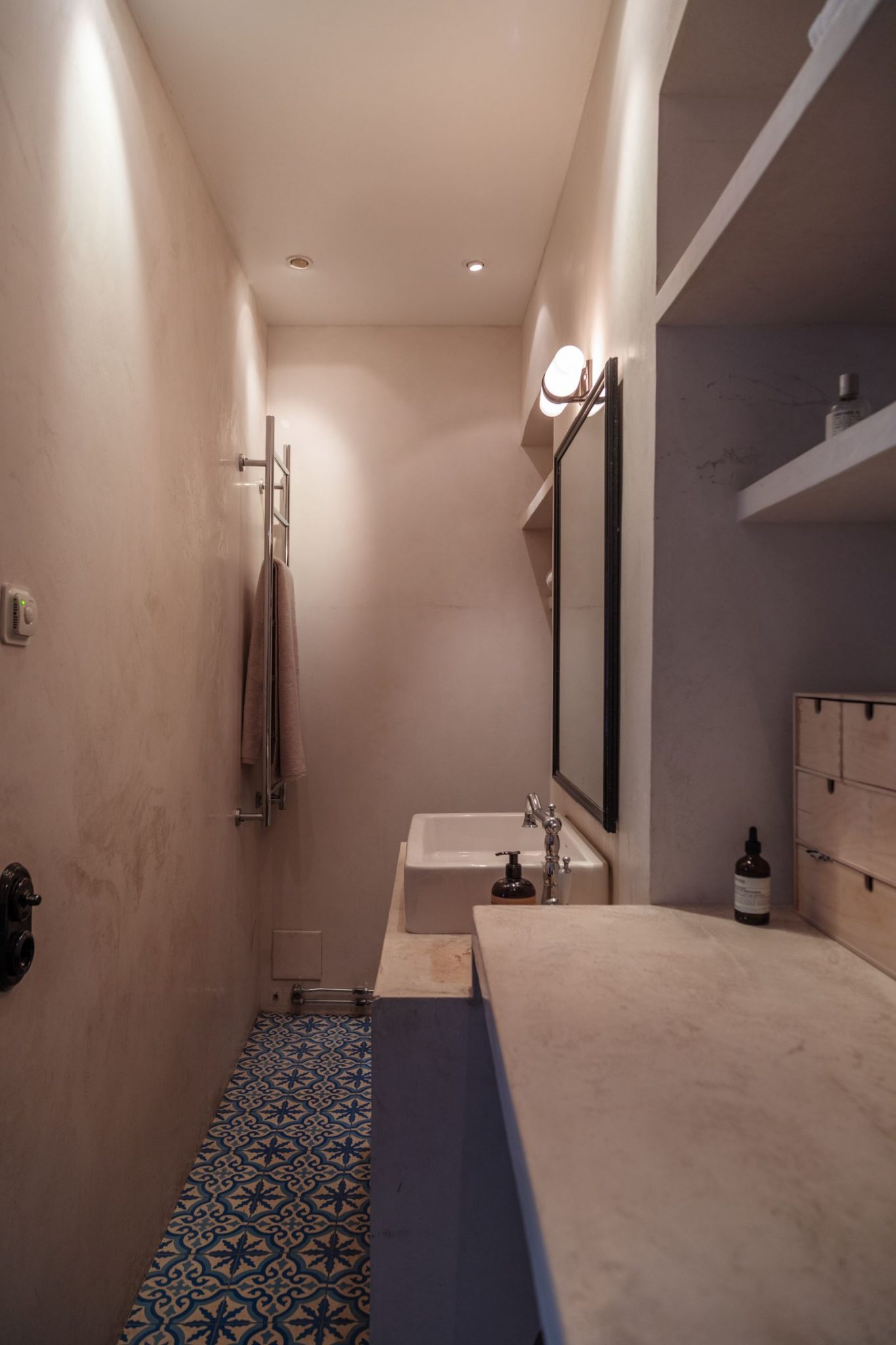salle de bain appartement décoration design vintage