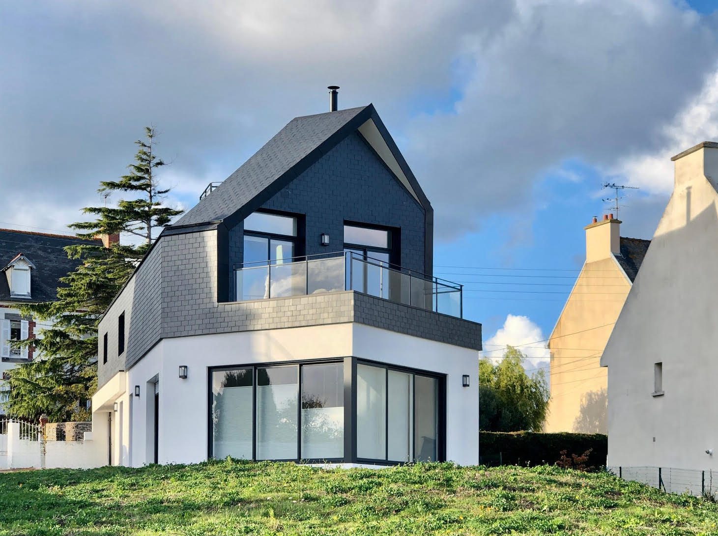 Une maison neuve en Bretagne avec vue