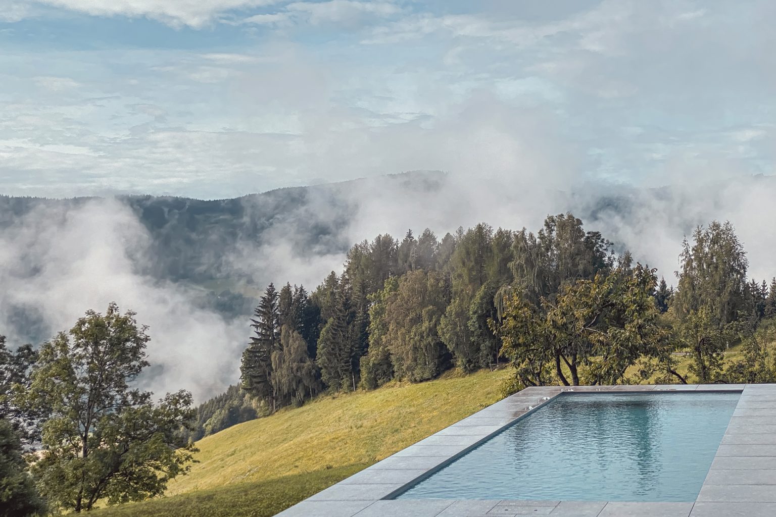piscine vue montagne maison Autriche I-am-Escape