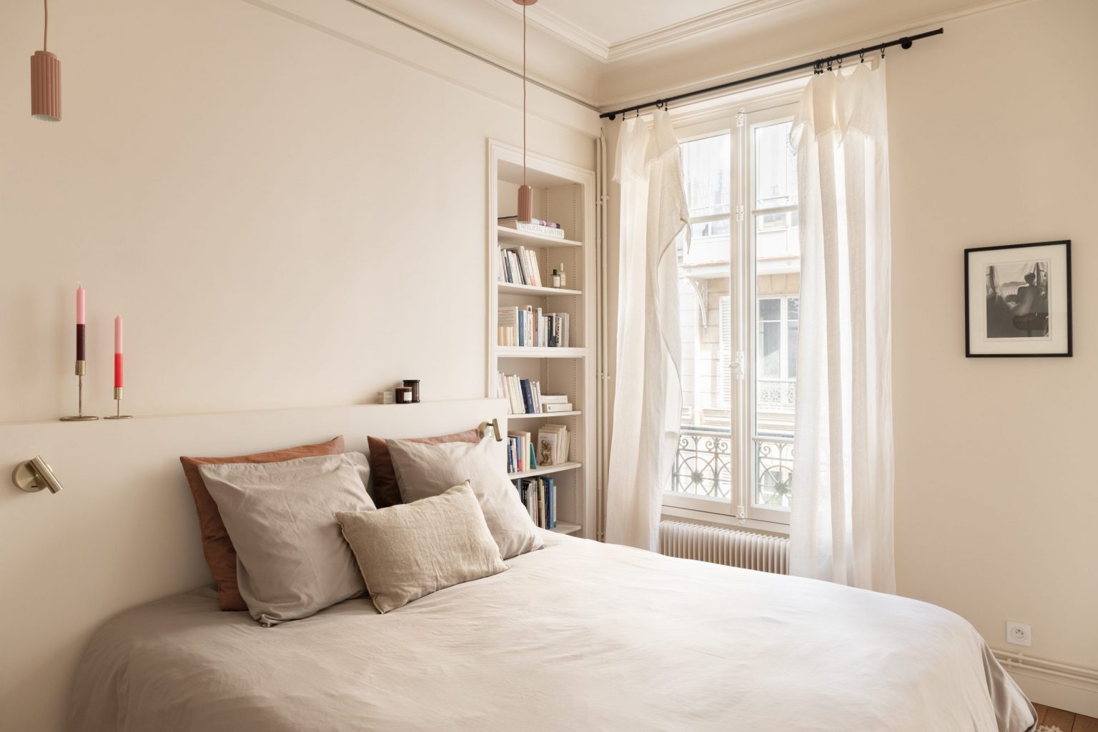 chambre contemporaine appartement haussmannien rénové Paris par Studio Castille