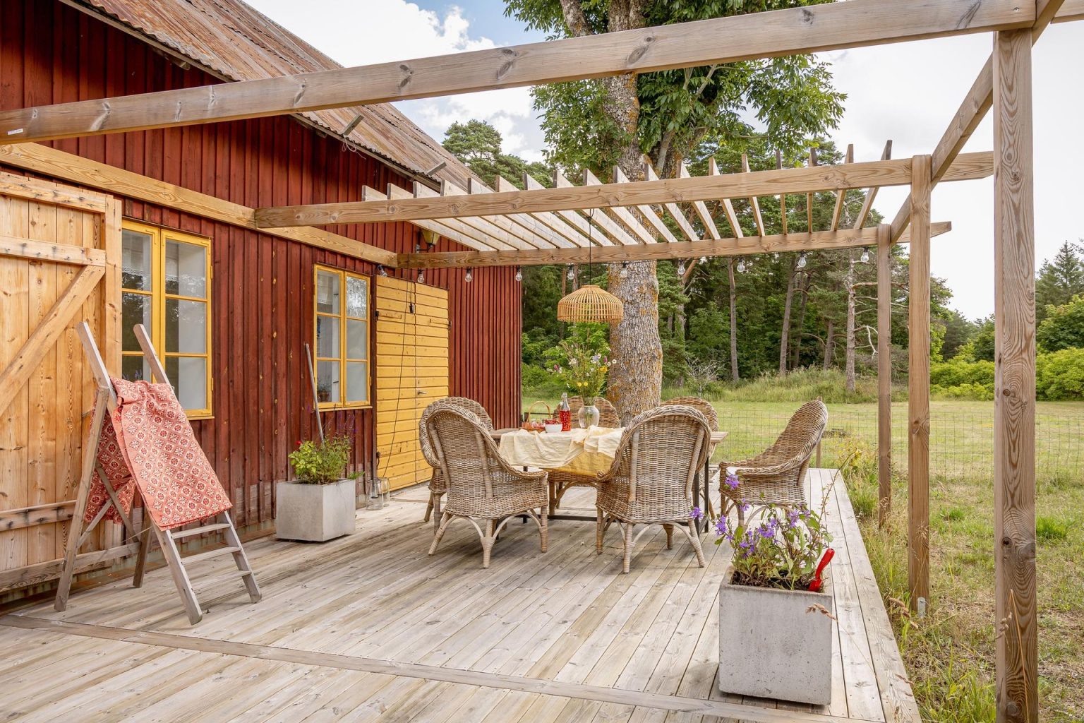 terrasse avec pergola bois