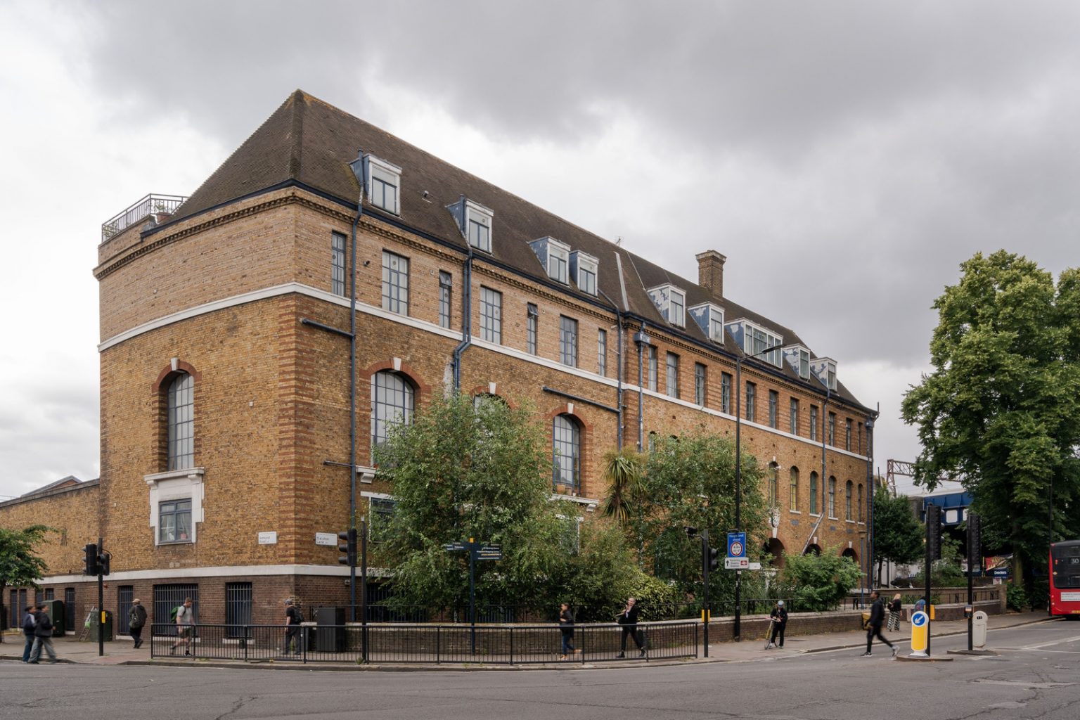 immeuble Londres appartement ancien de type loft