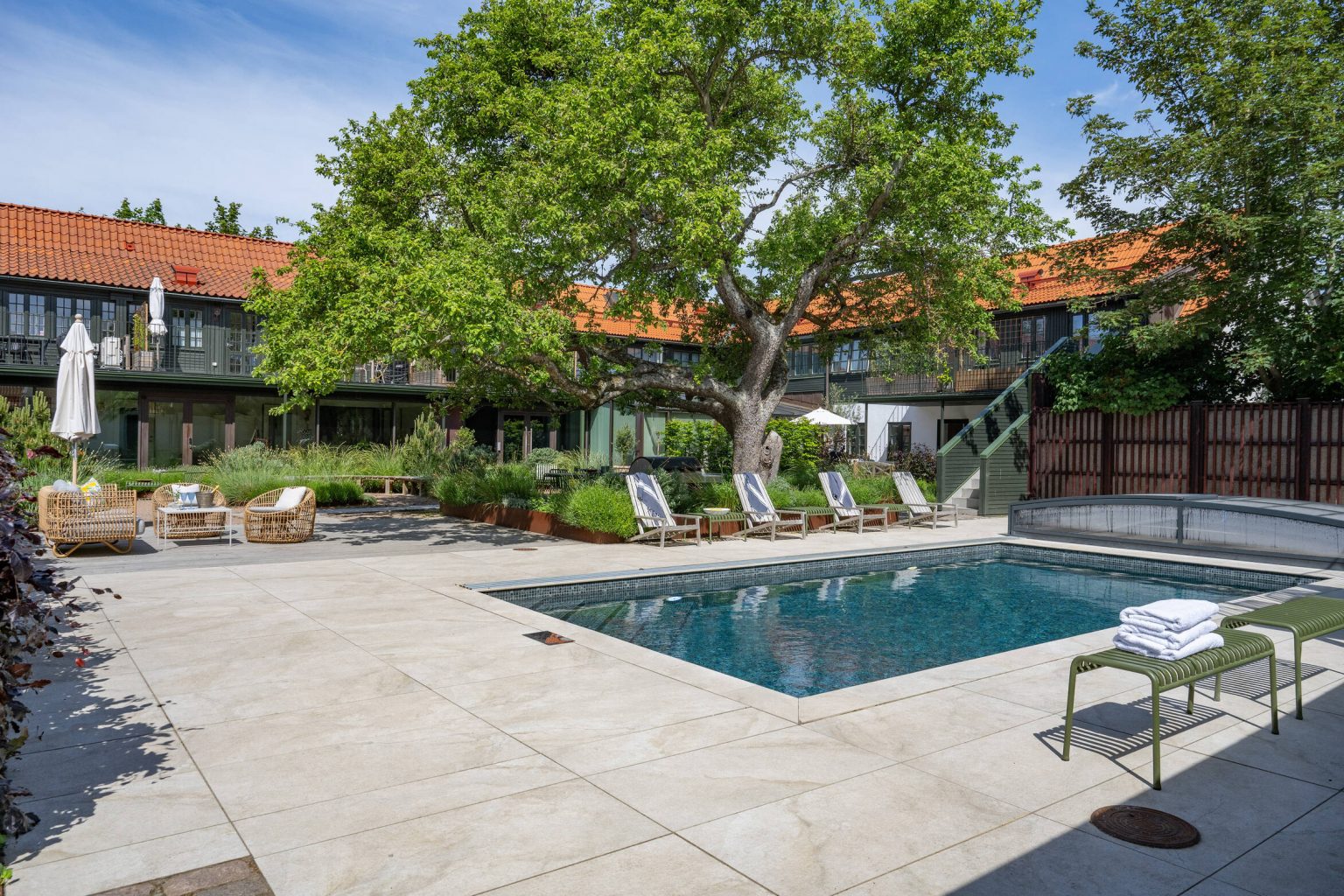 terrasse avec piscine