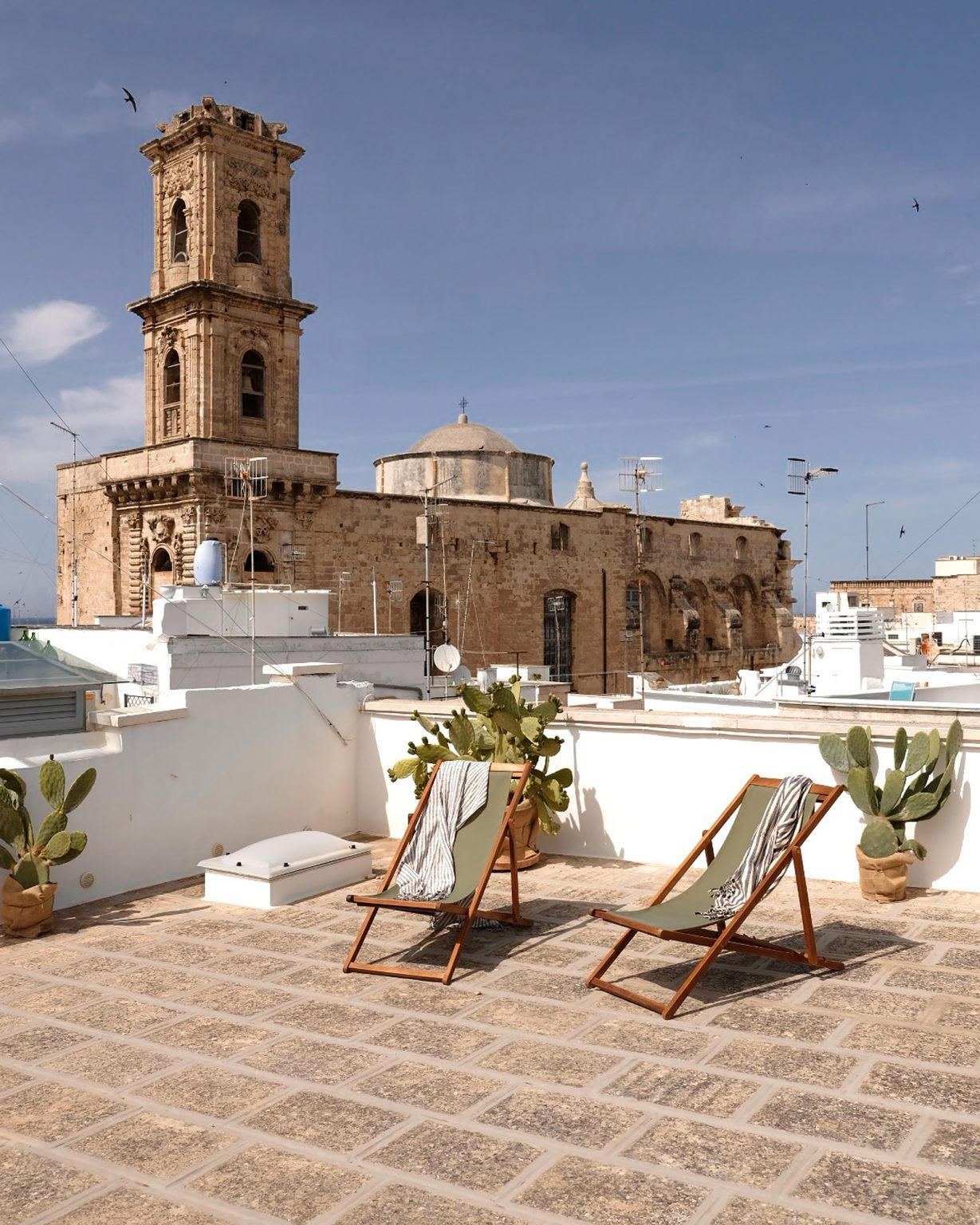 terrasse sur le toit maison de ville épurée Casa Creta Monopoli Puglia