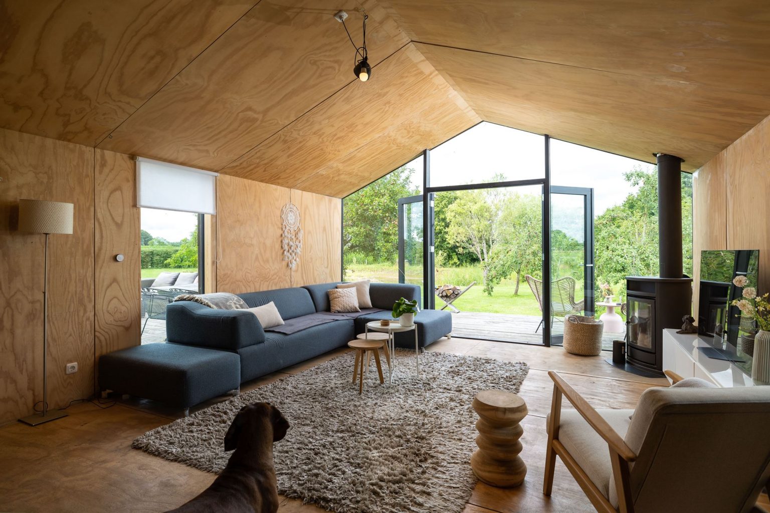 salon pignon vitré maison en bois