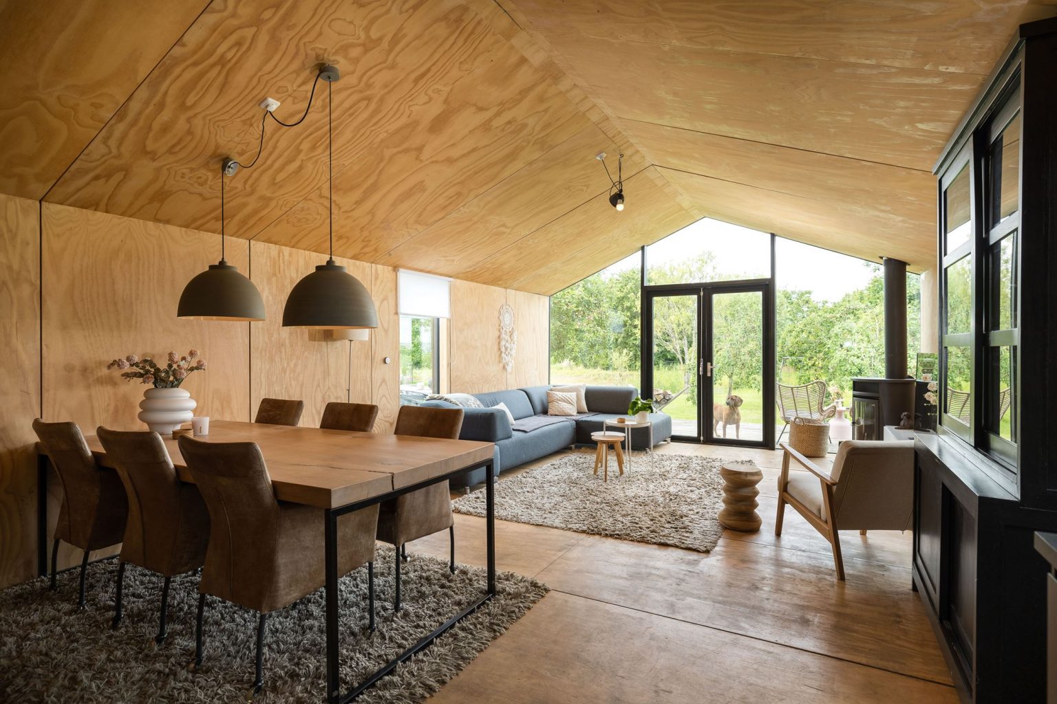 salon pignon vitré maison en bois