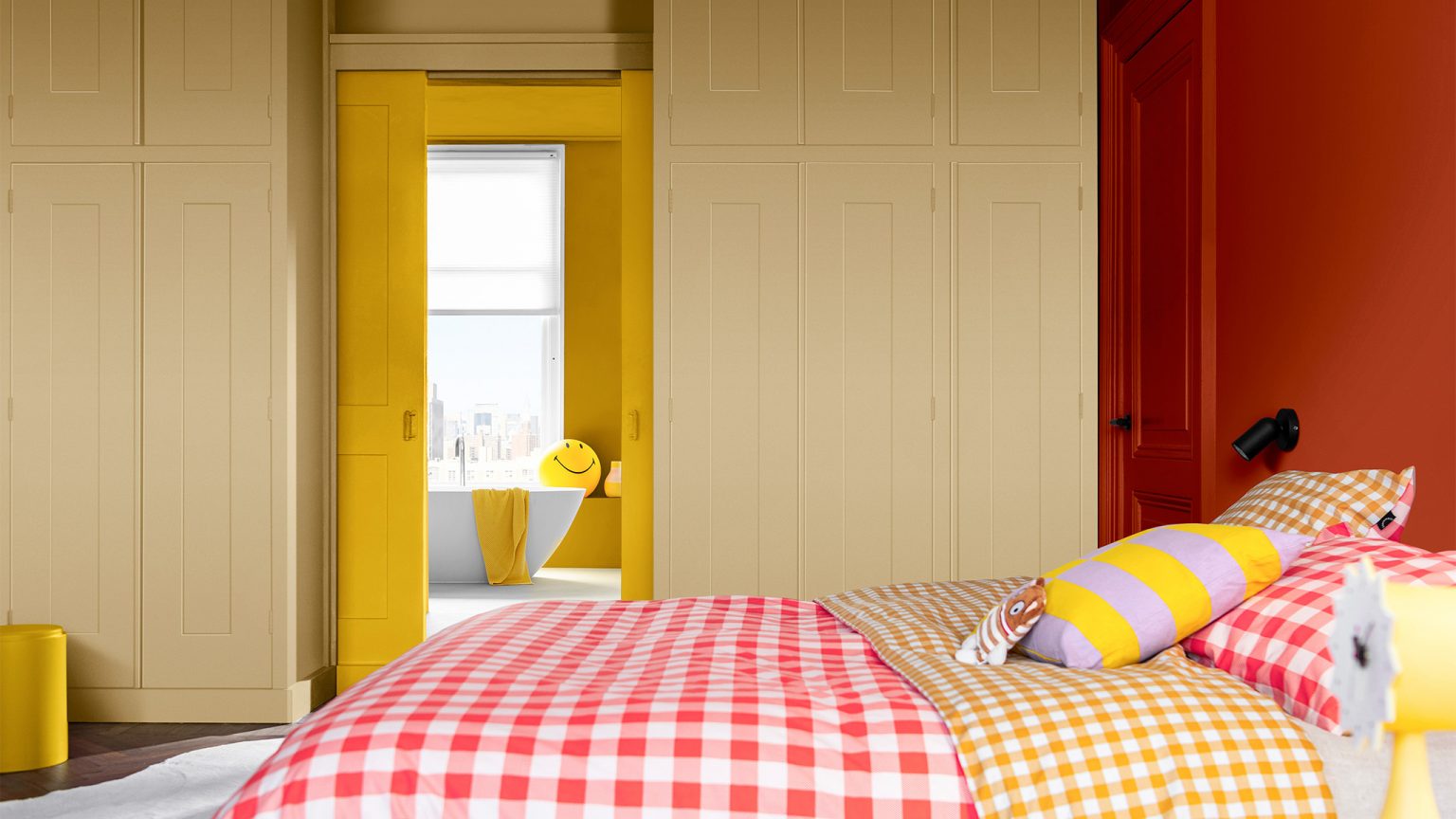 chambre encadrement de porte jaune Eclat de Joie Dulux valentine couleur de l'année 2025