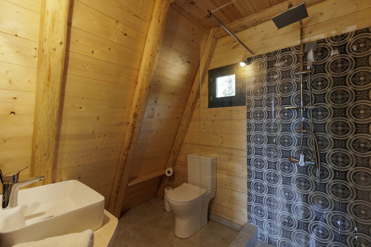 salle de bain maison en bois