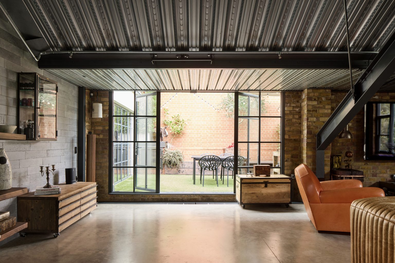 salon avec patio loft Londres