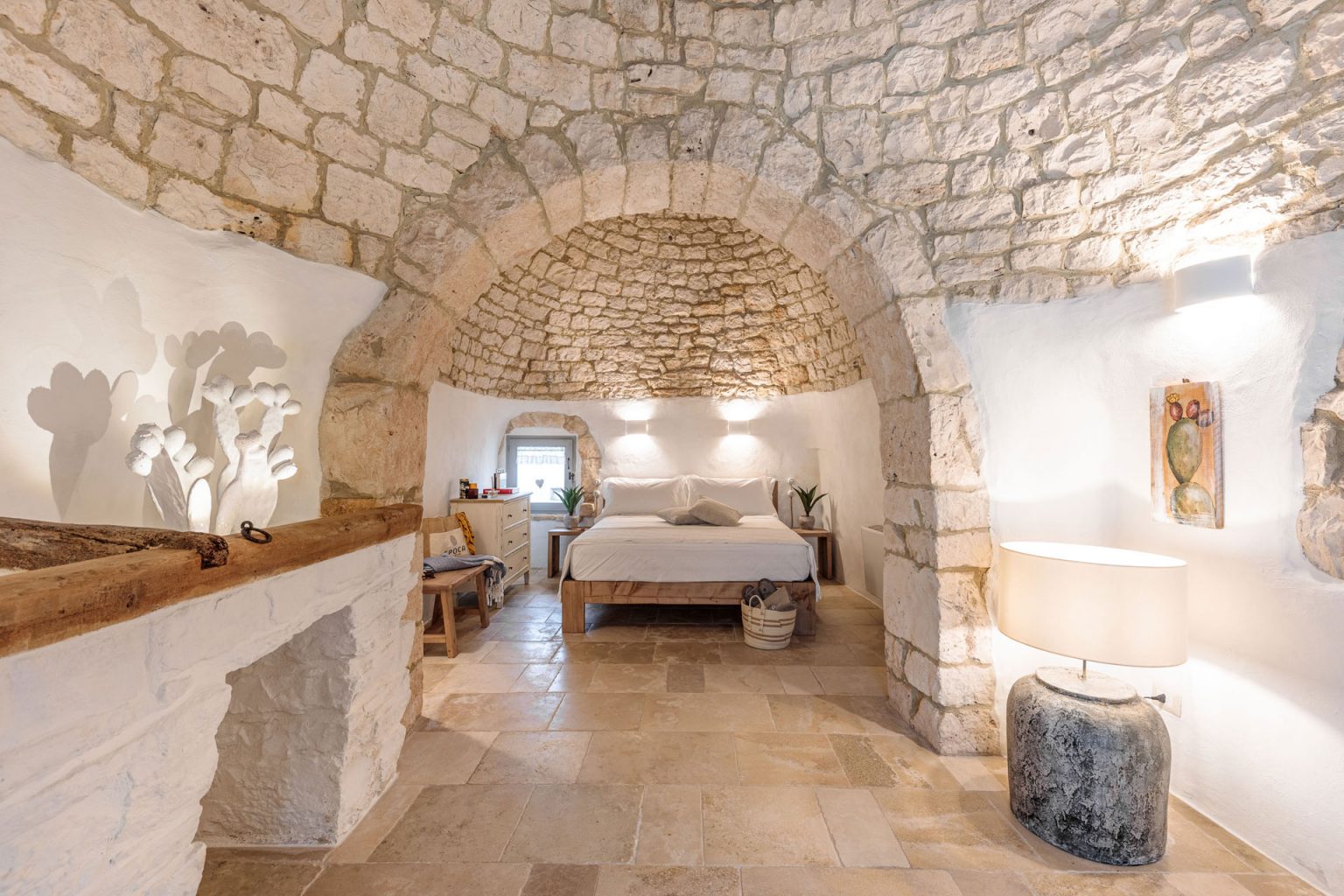 chambre avec salle de bain Masseria Le Monache