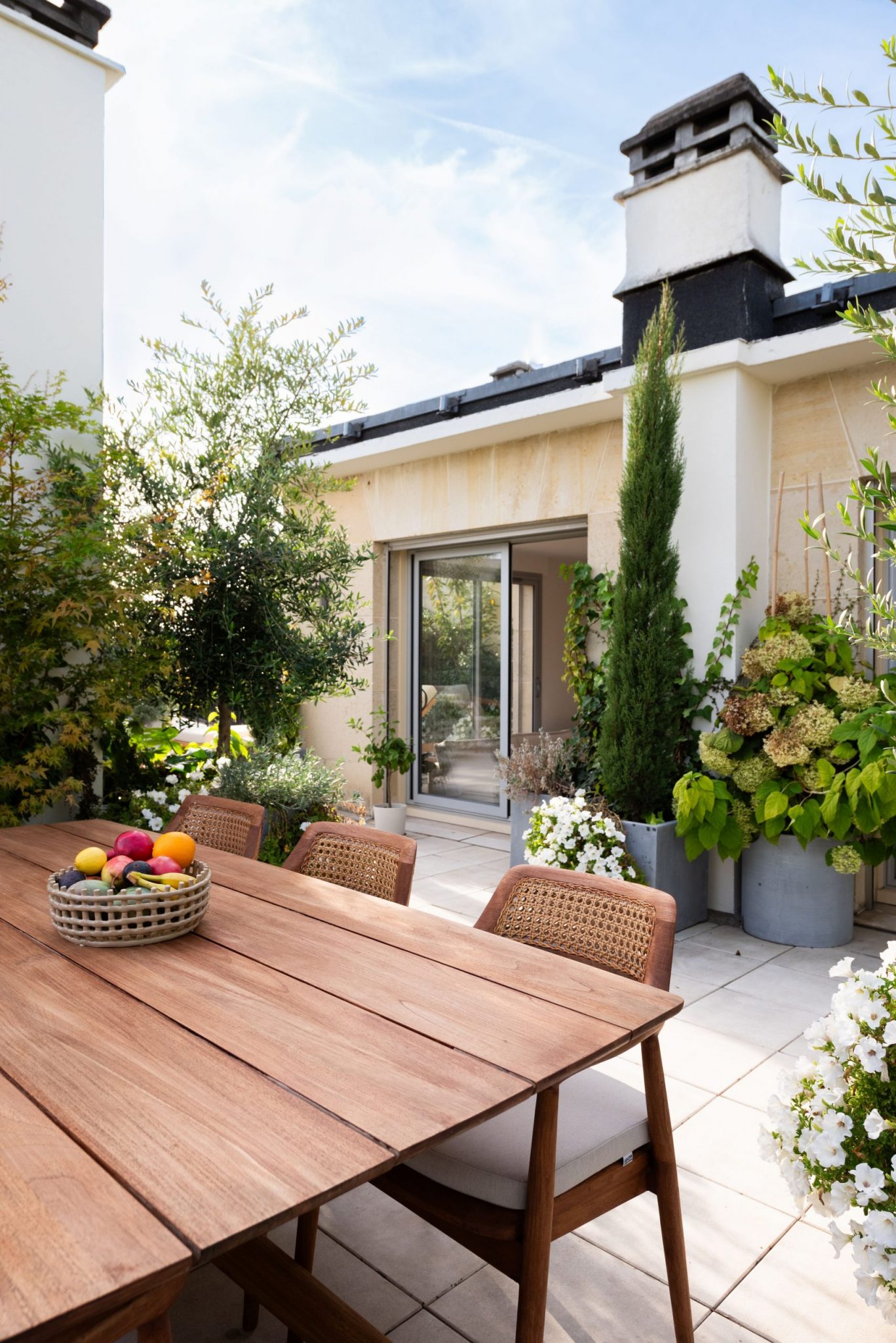 terrasse grand appartement familial à Paris Photo: ©Cassandre Favaro