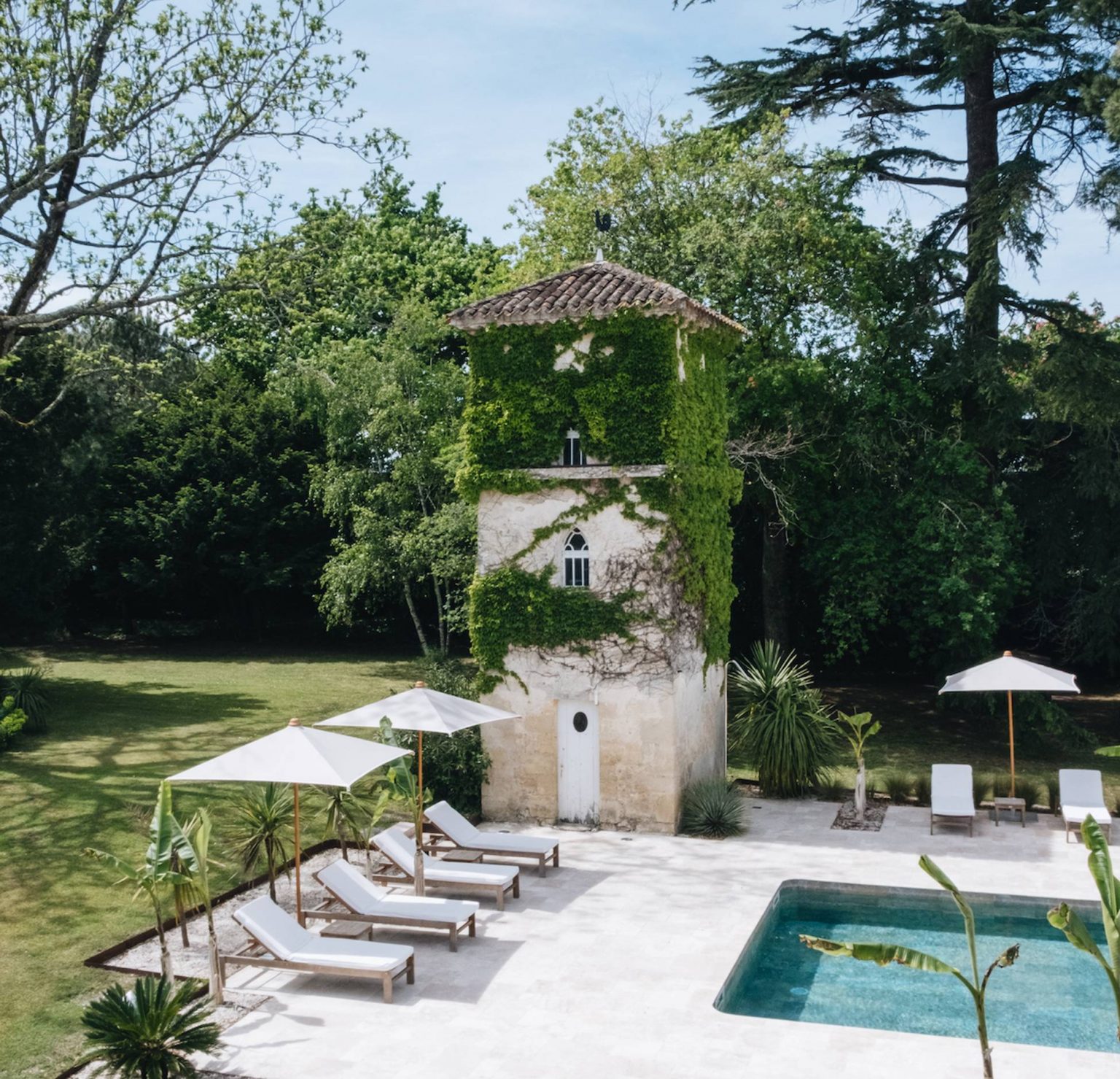 maison ancienne France avec piscine Château Réal