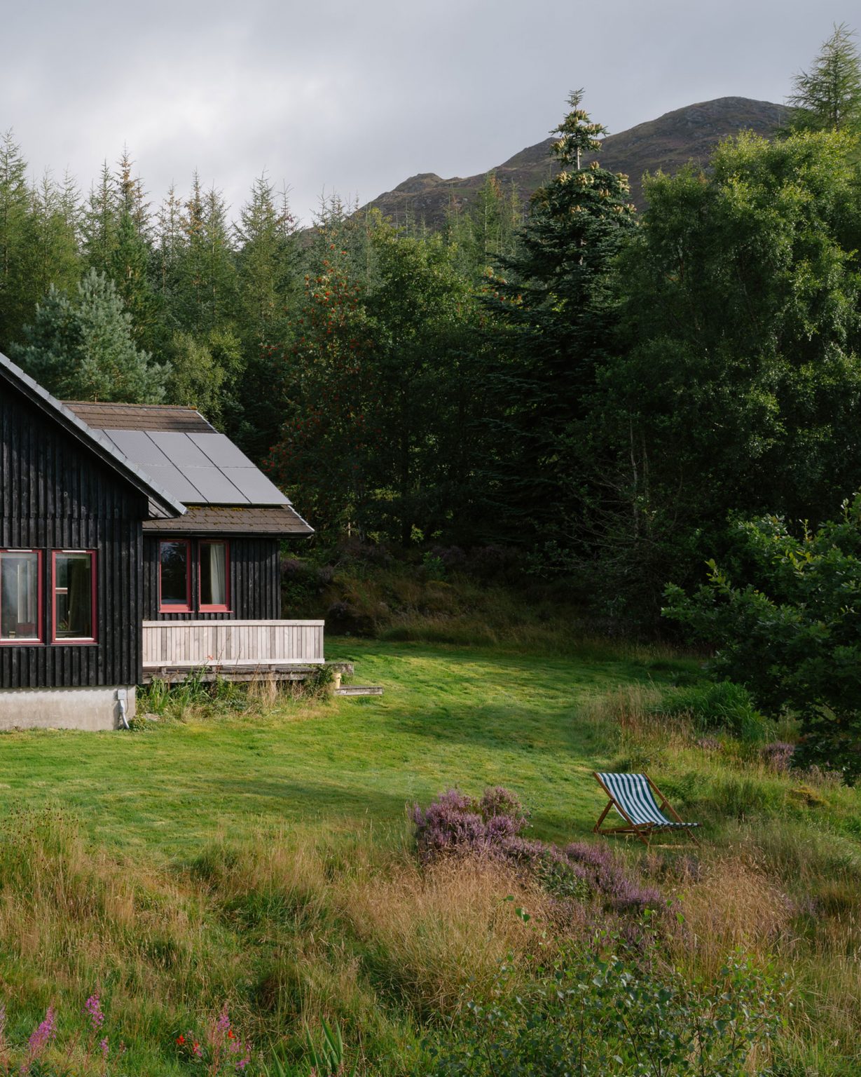 maison en bois sur le loch Sunart