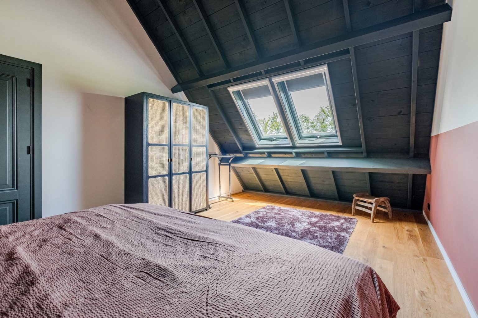 chambre mansardée avec velux