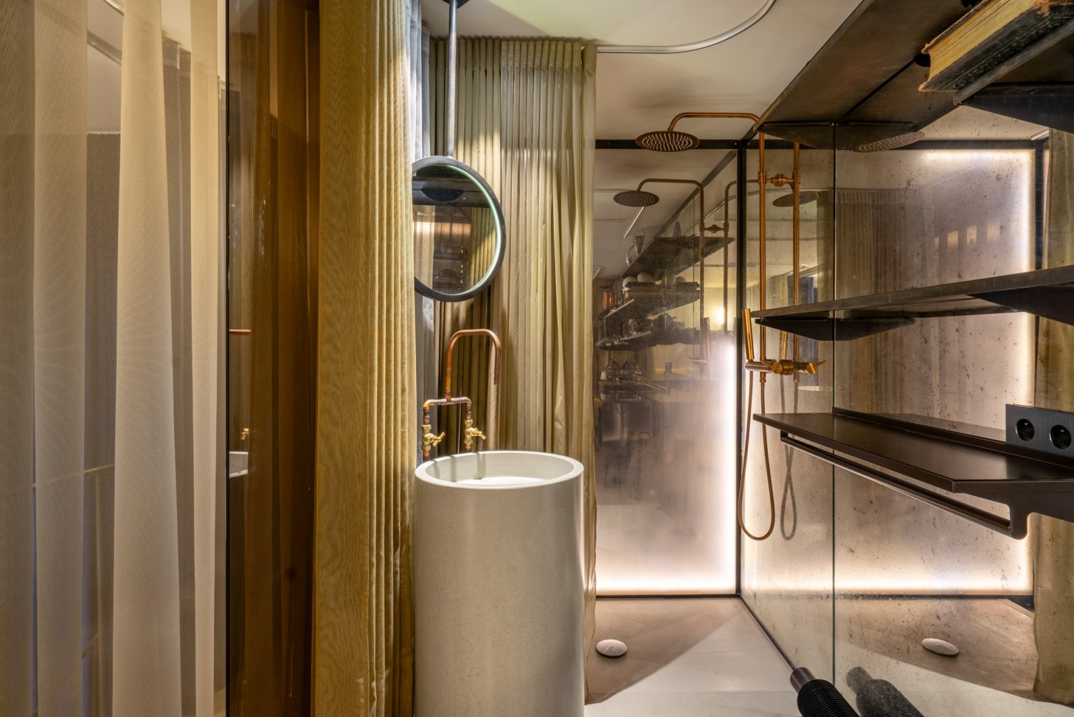 salle de bain design Photo : © Thomas Leclerc pour Espaces Atypiques