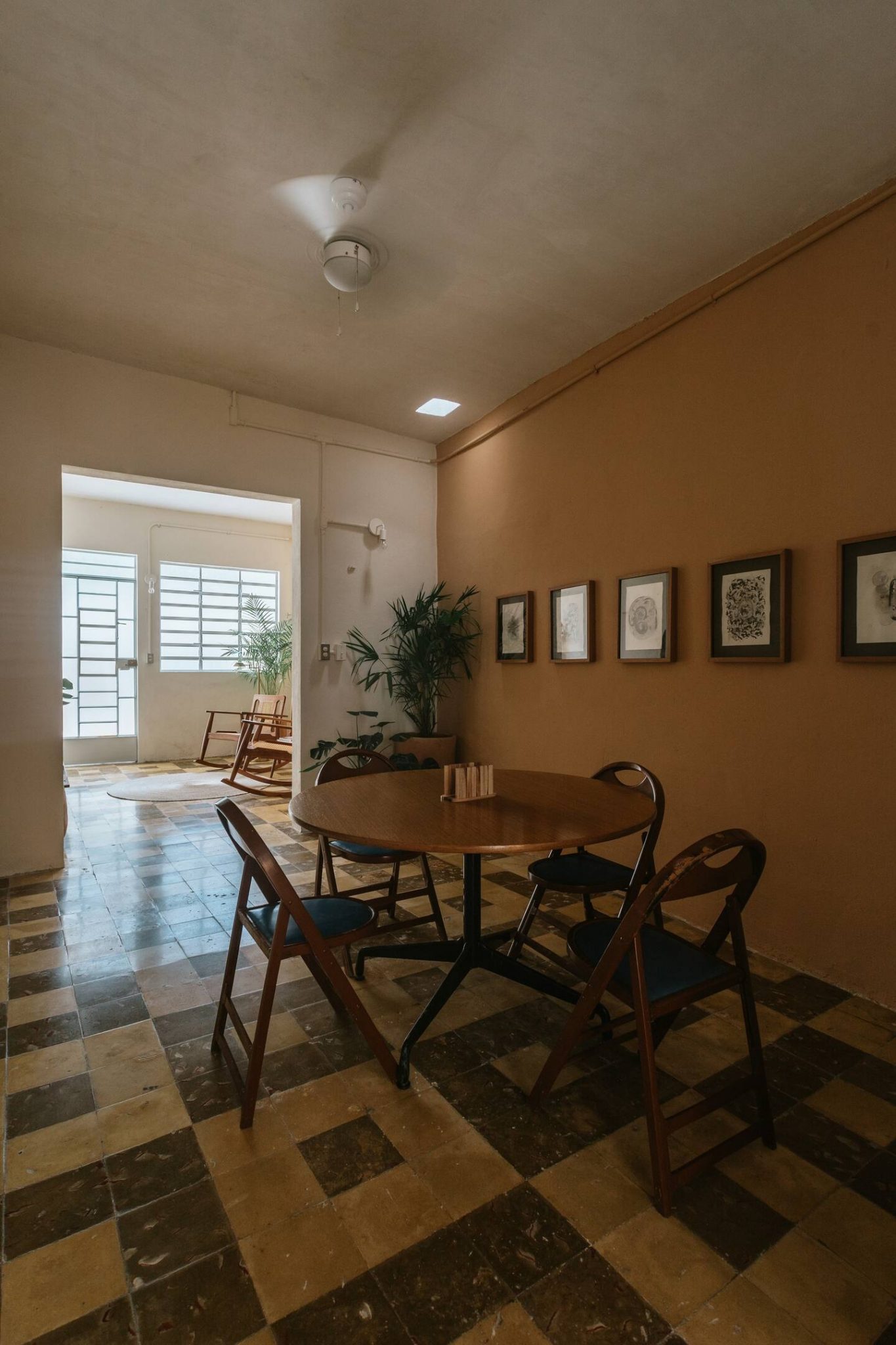 salle à manger petite maison architecte Casita Vagantes