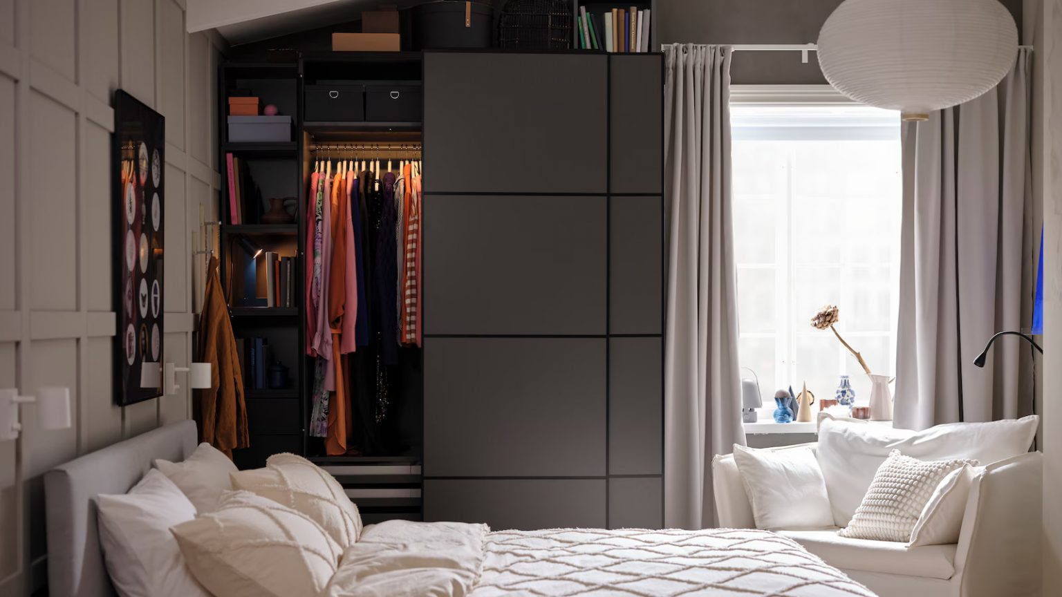 chambre avec système de dressing Pax