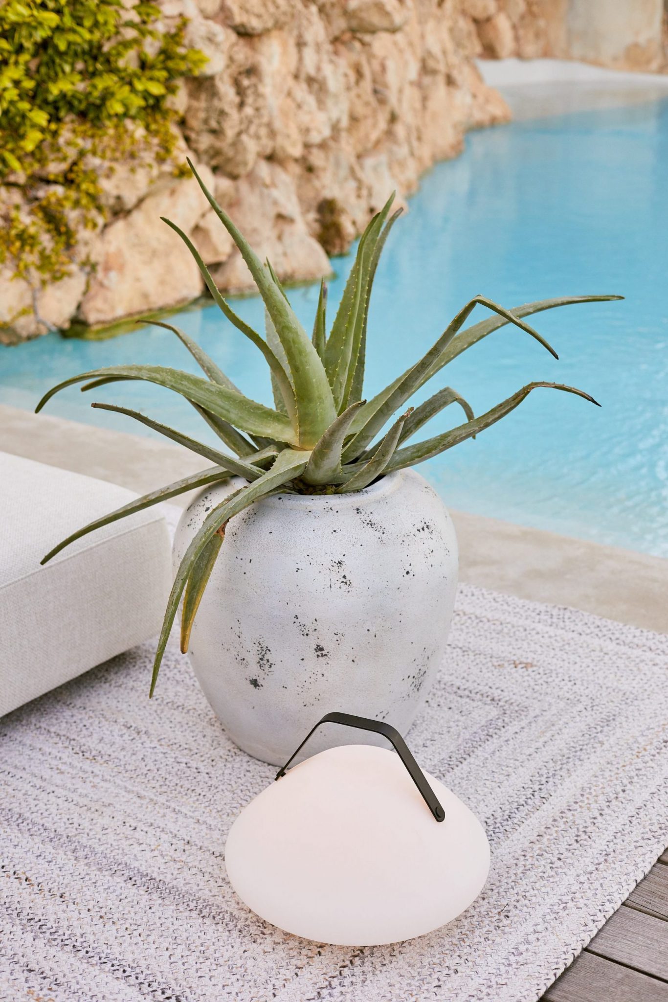 piscine avec plage bois