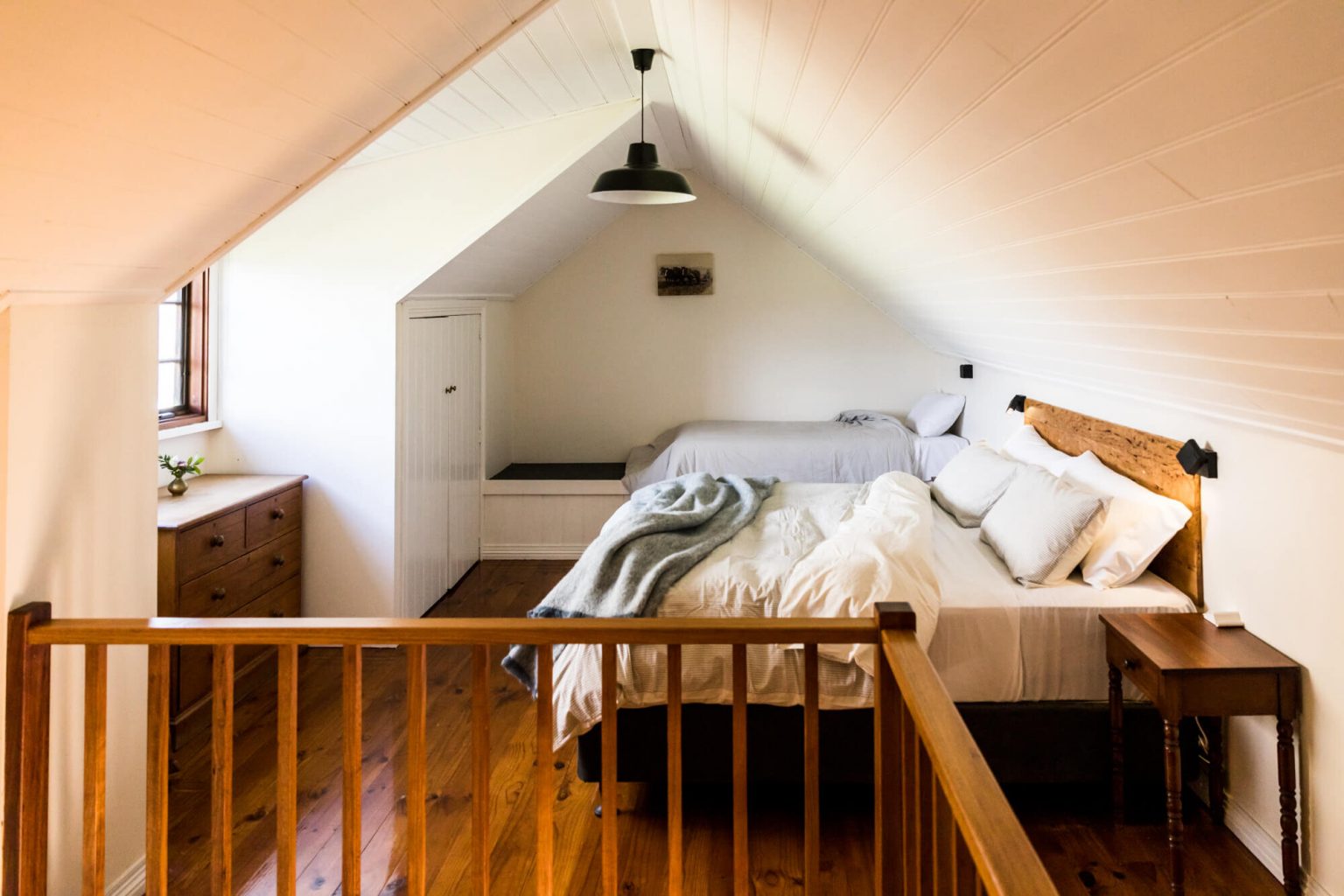 chambre à deux lits sur mezzanine Libby's cottage