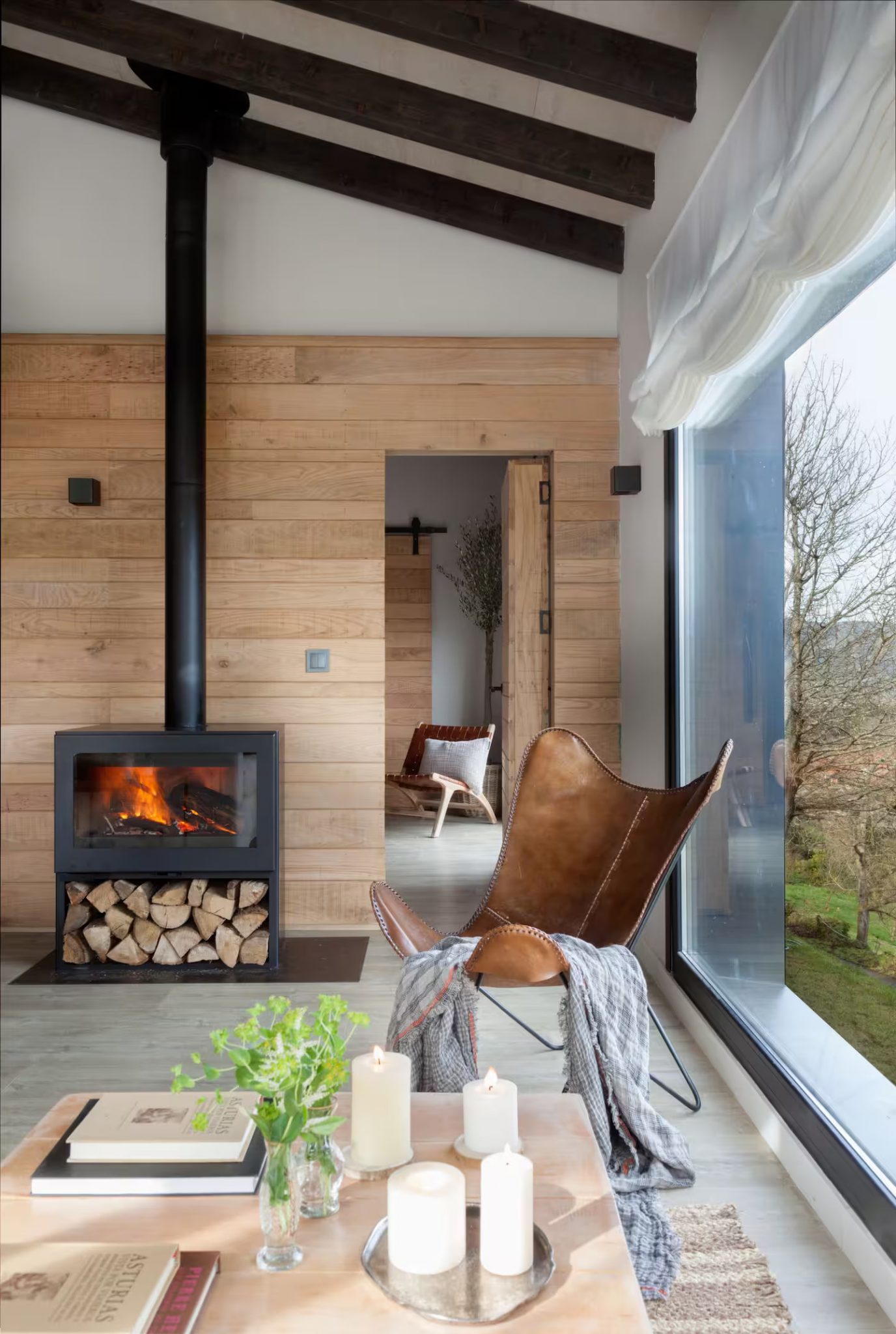 salon décoration contemporaine maison en bois de 80m2 dans les Asturies
