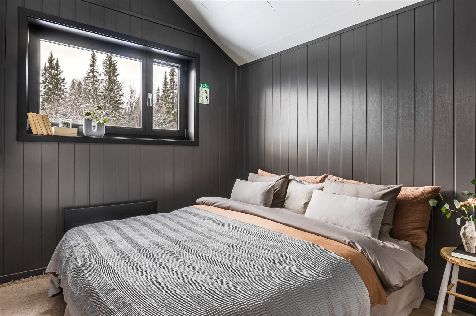 chambre murs bois gris anthracite