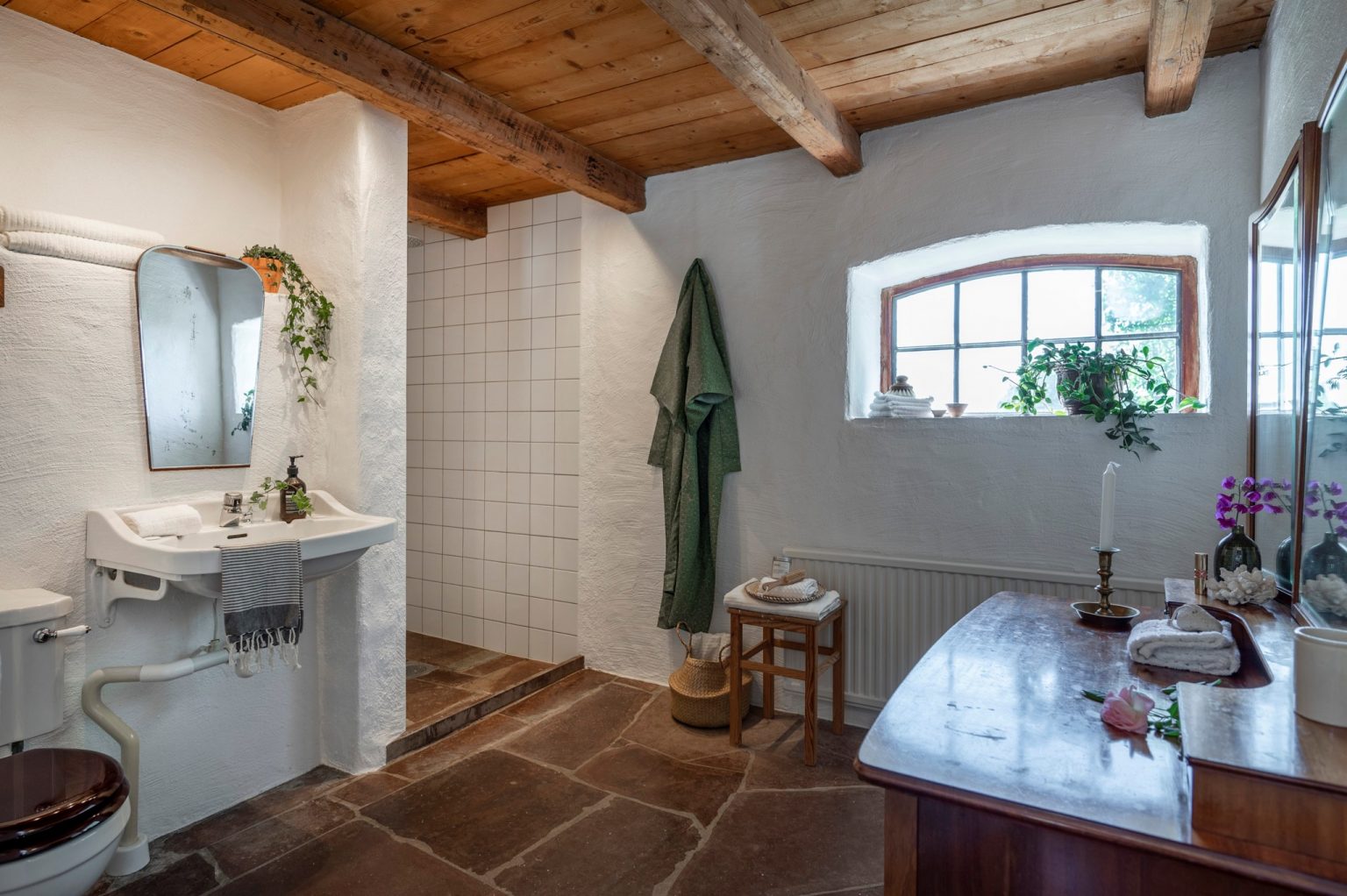 salle de bain vintage et rustique