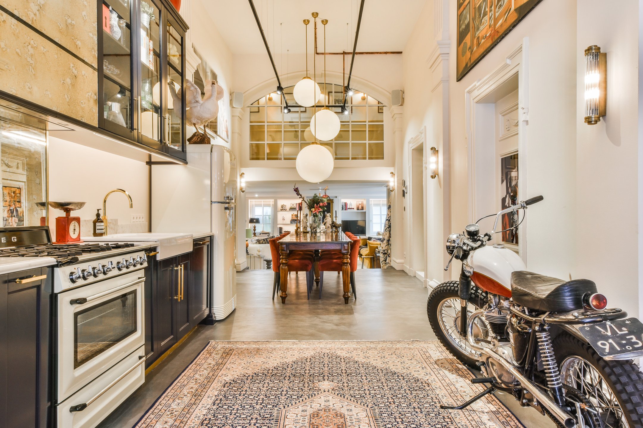 Un appartement familial à Amsterdam dans un immeuble ancien