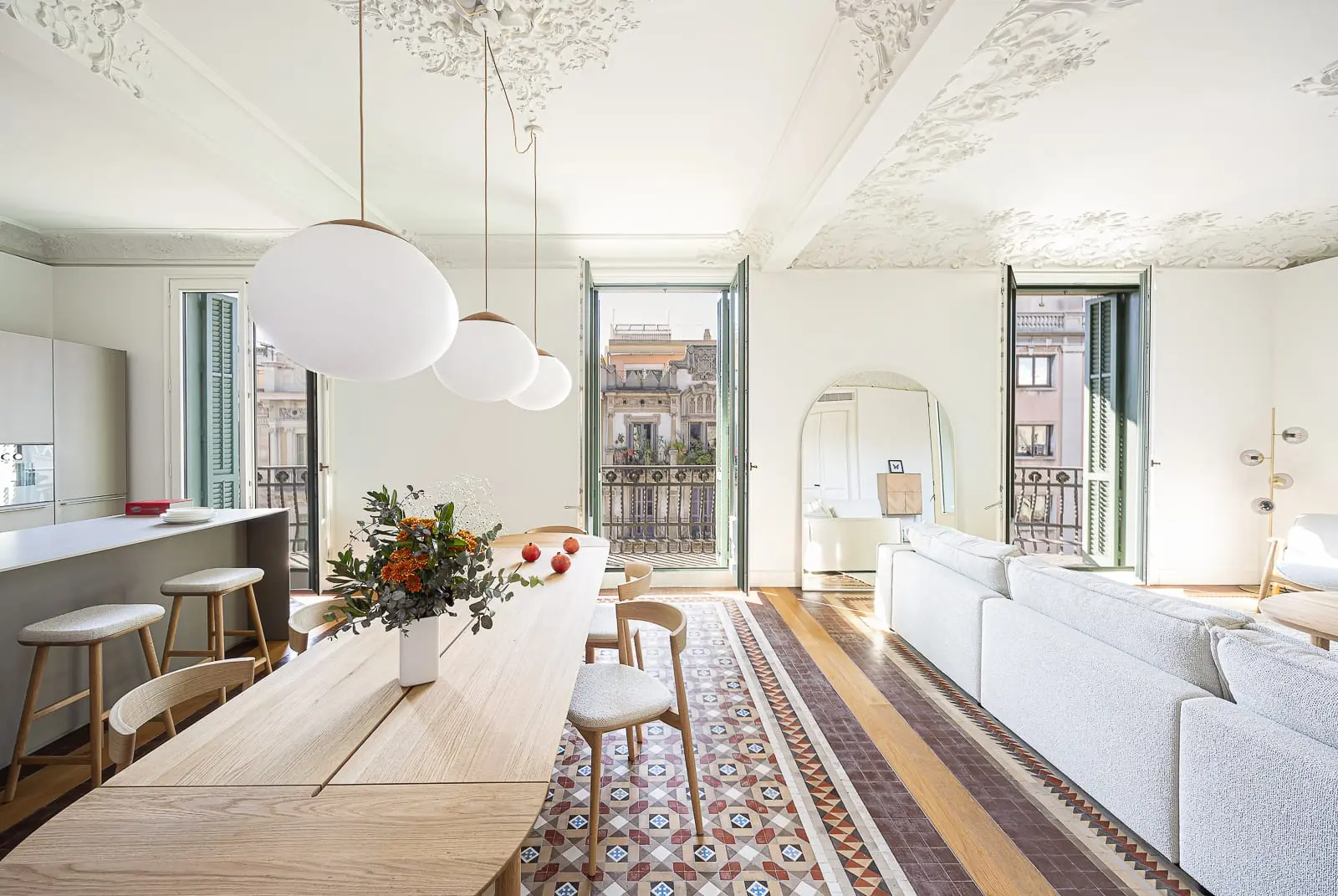 Un appartement entre design et classique à Barcelone