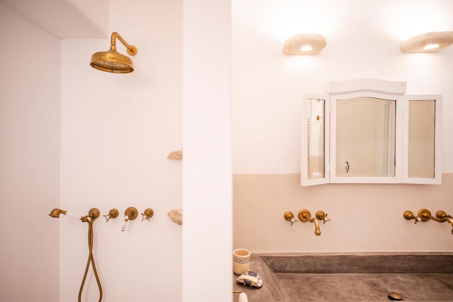 salle de bain Trullo Pouilles Ostuni