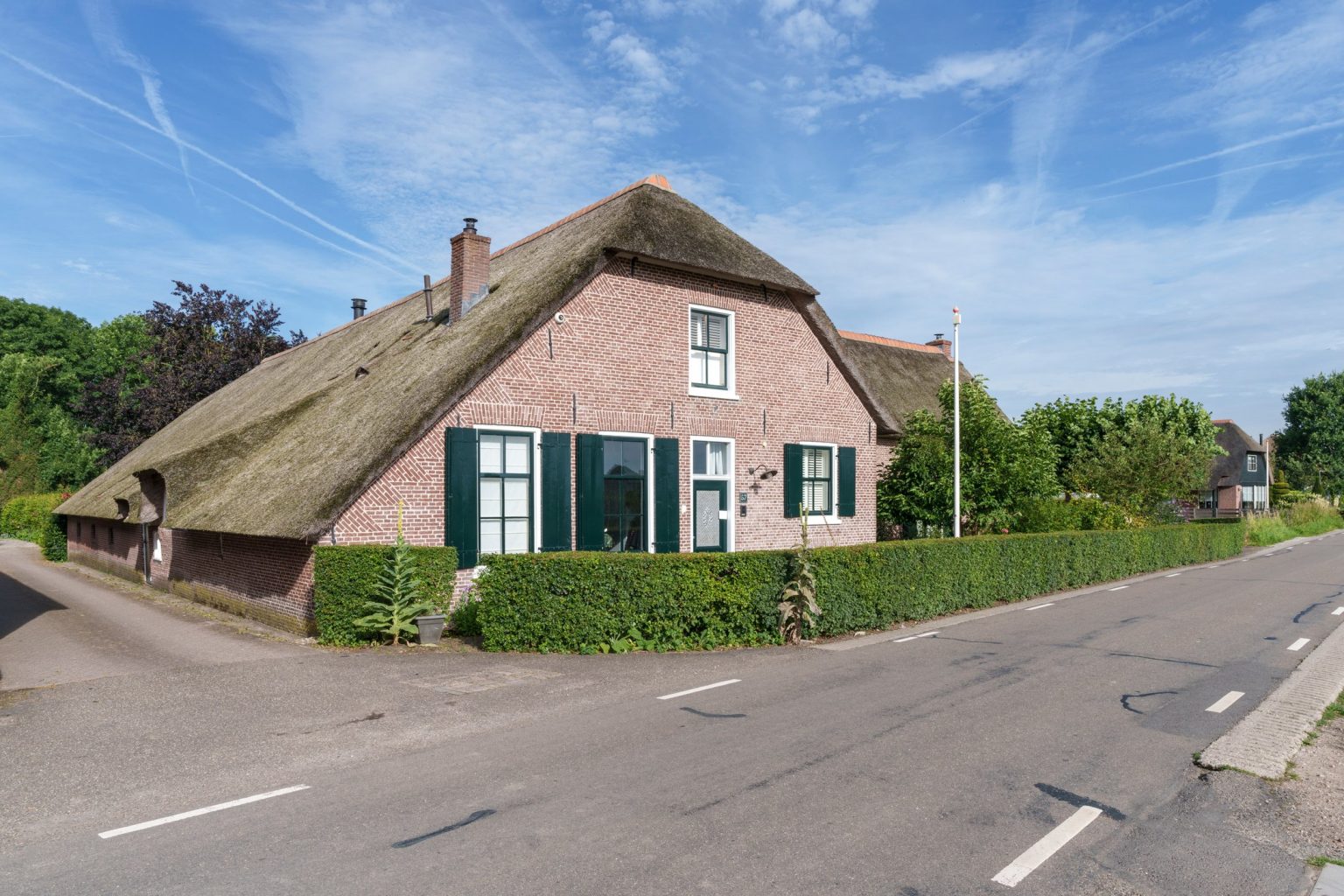ferme ancienne rénovée en briques