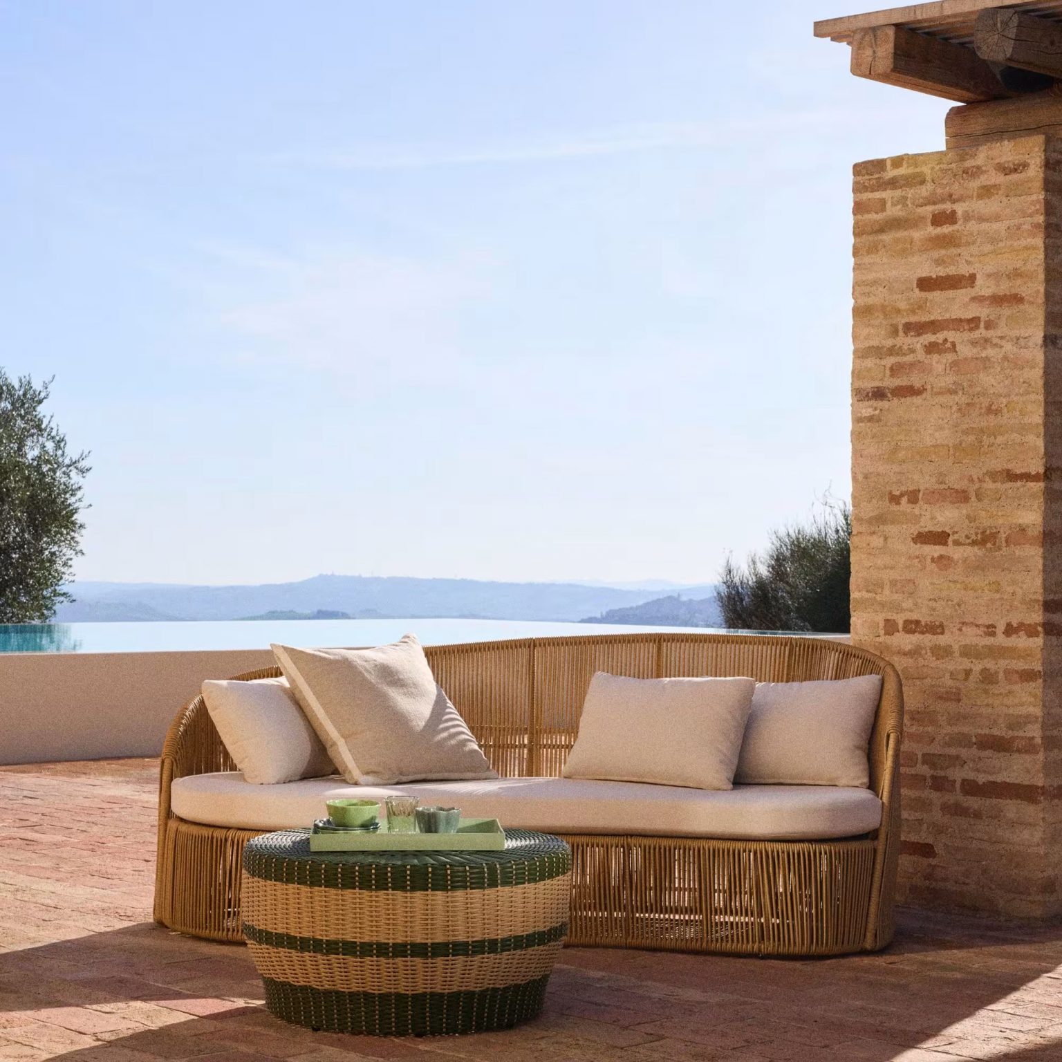 canapé rotin Maisons du Monde collection French Riviera