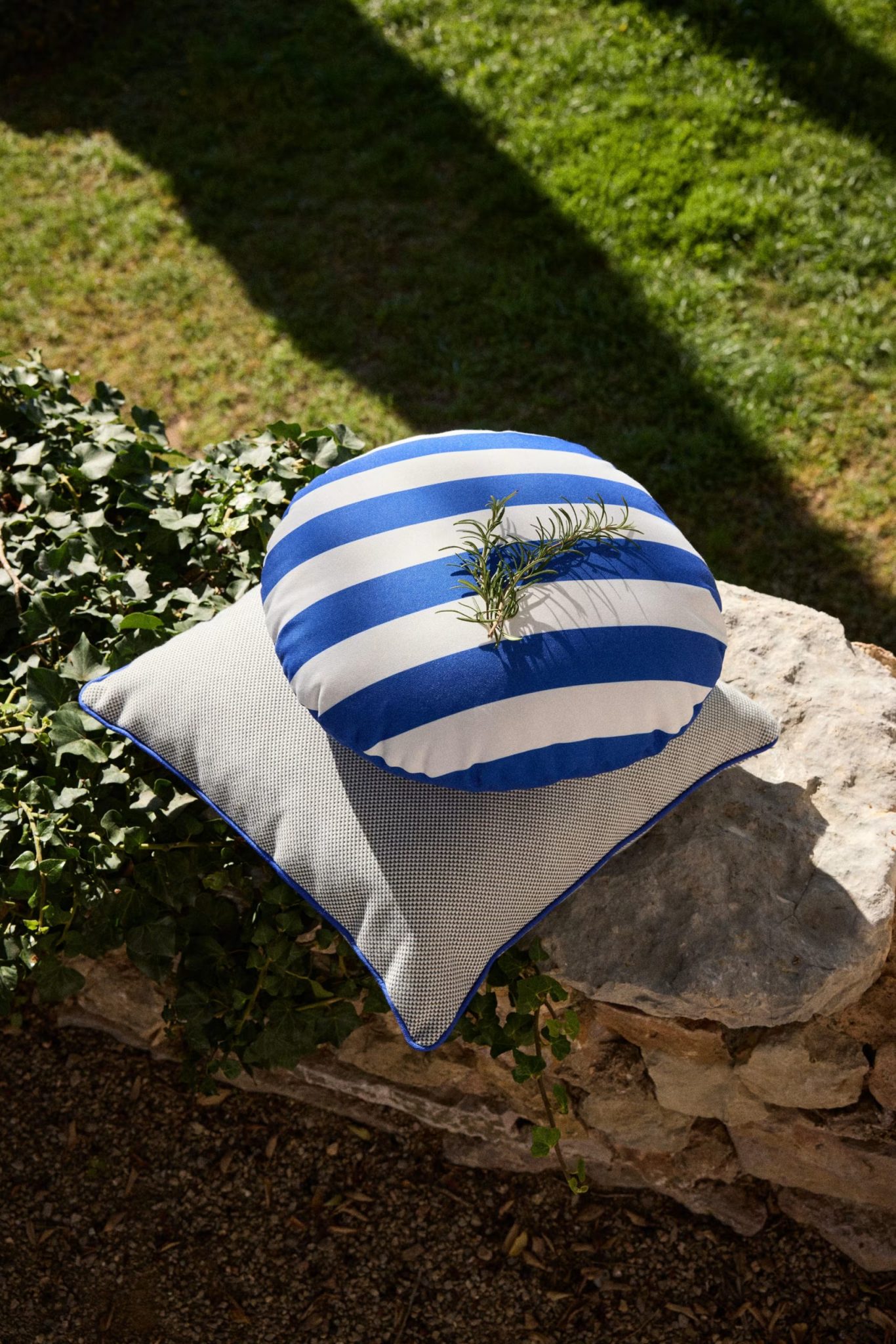 coussin Maisons du Monde collection French Riviera