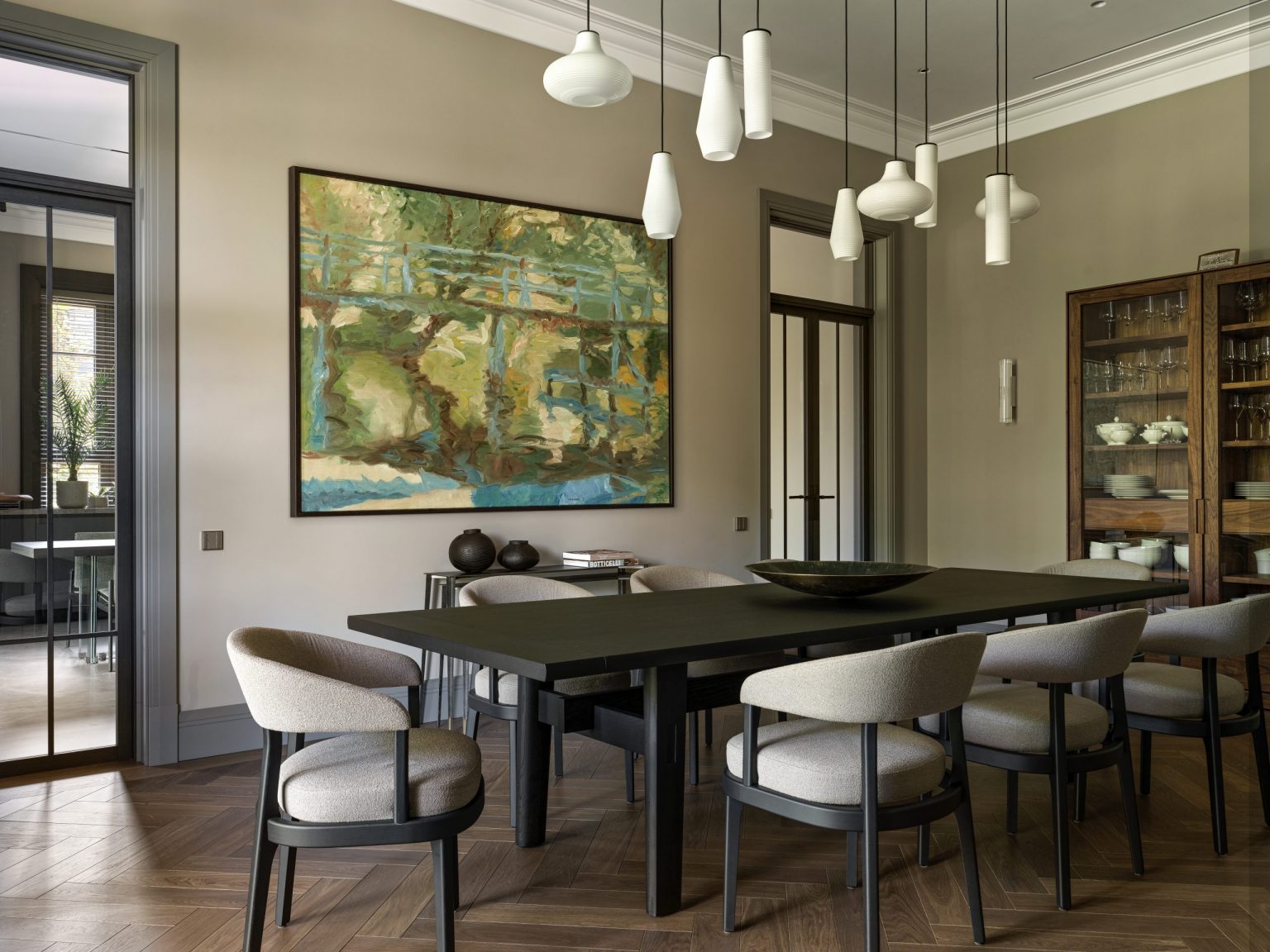 salle à manger décoration contemporaine maison avec piscine intérieure
