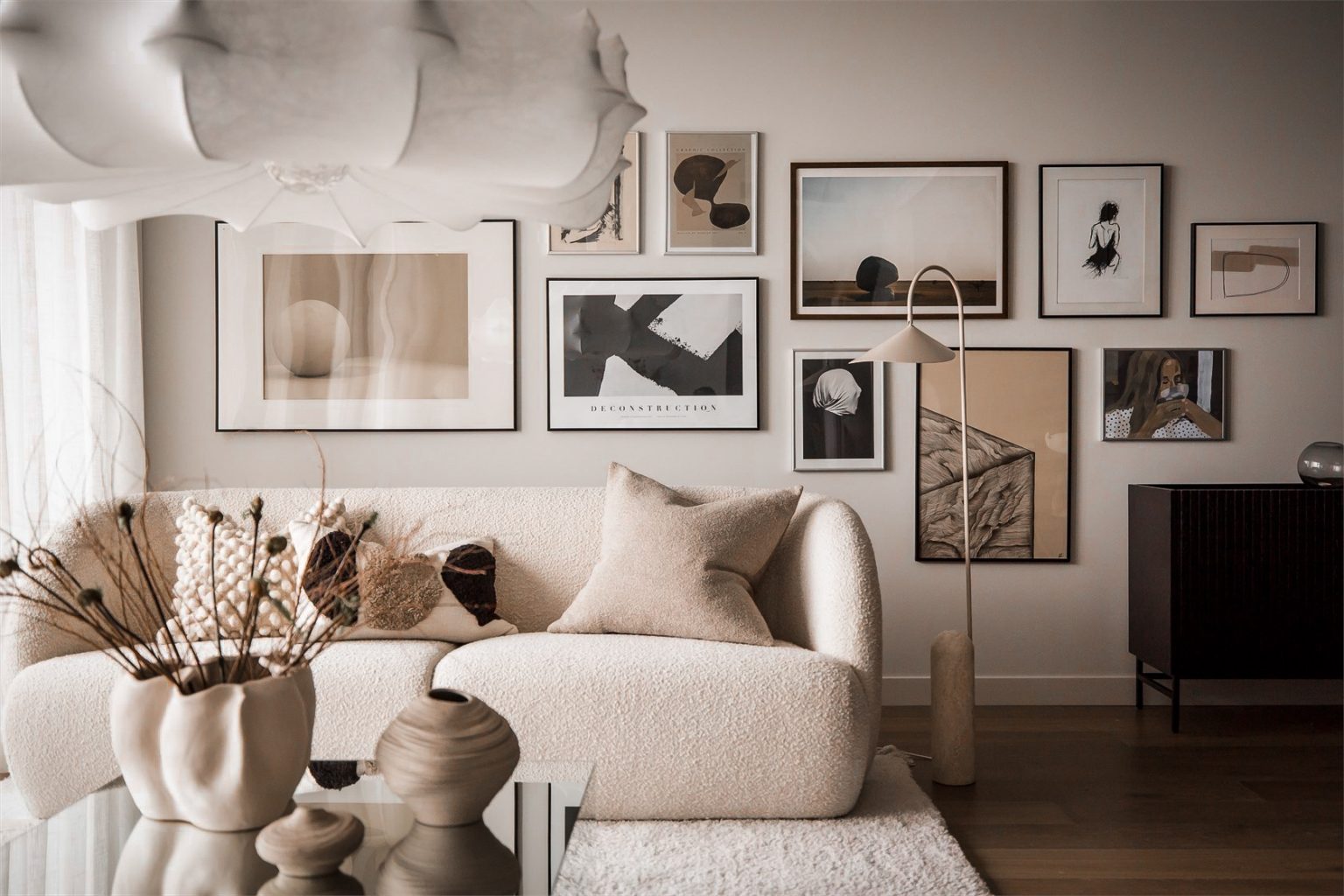 salon décoration contemporaine beige