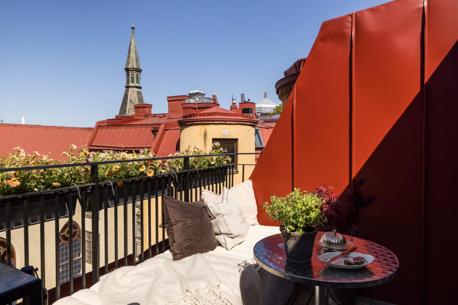 terrasse style tropézienne