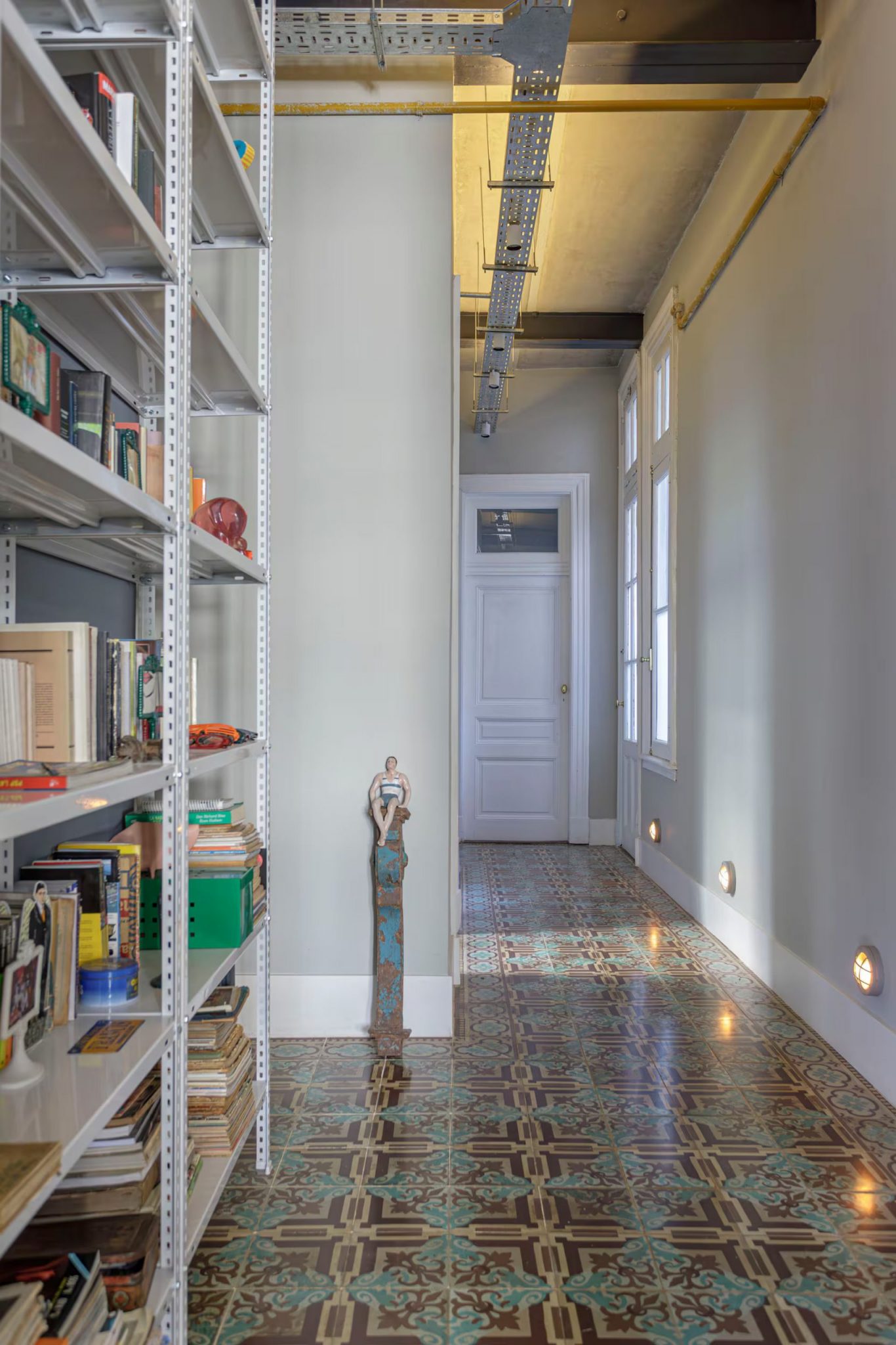 entrée style industriel appartement rénové par architecte