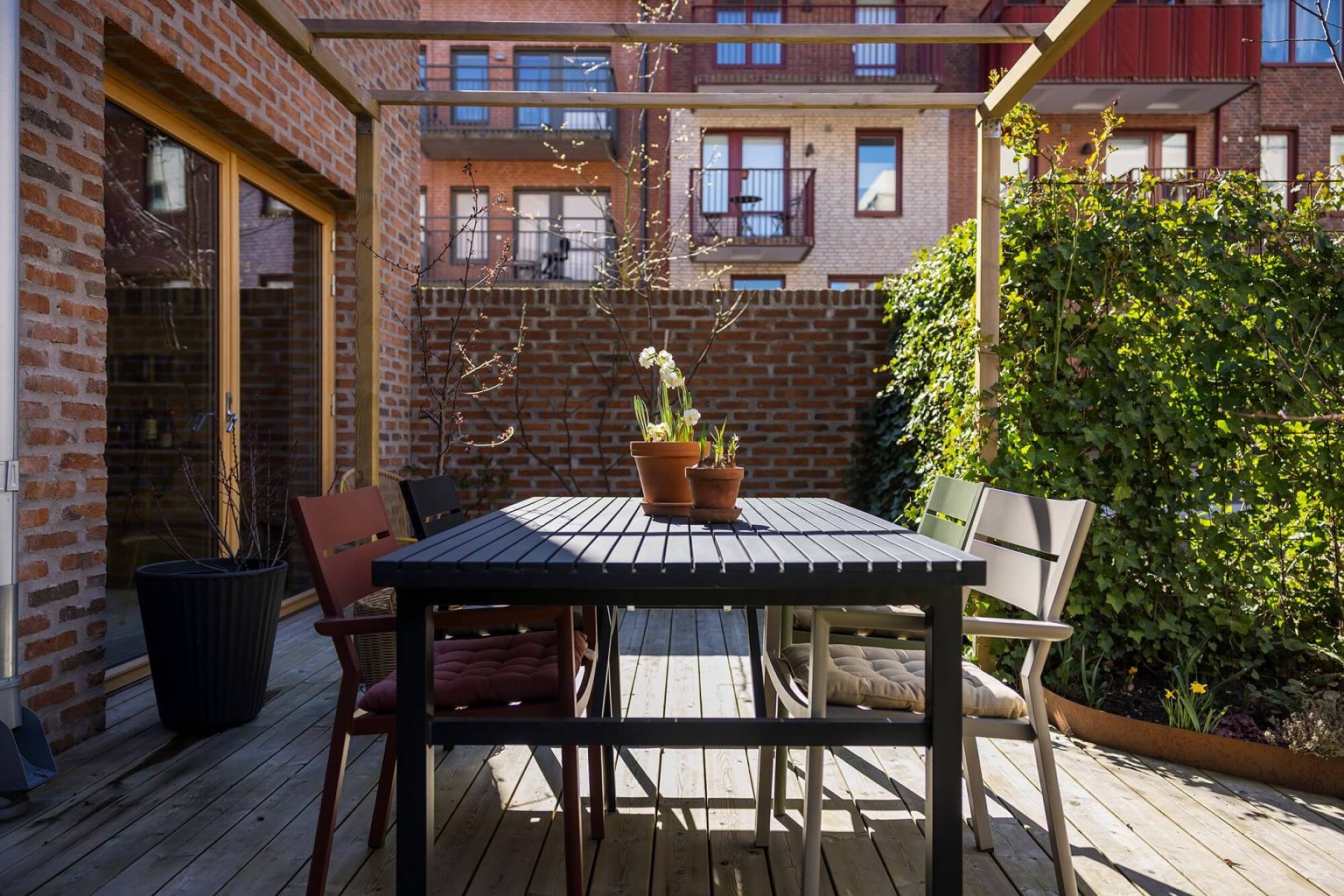 jardin avec terrasse maison de ville