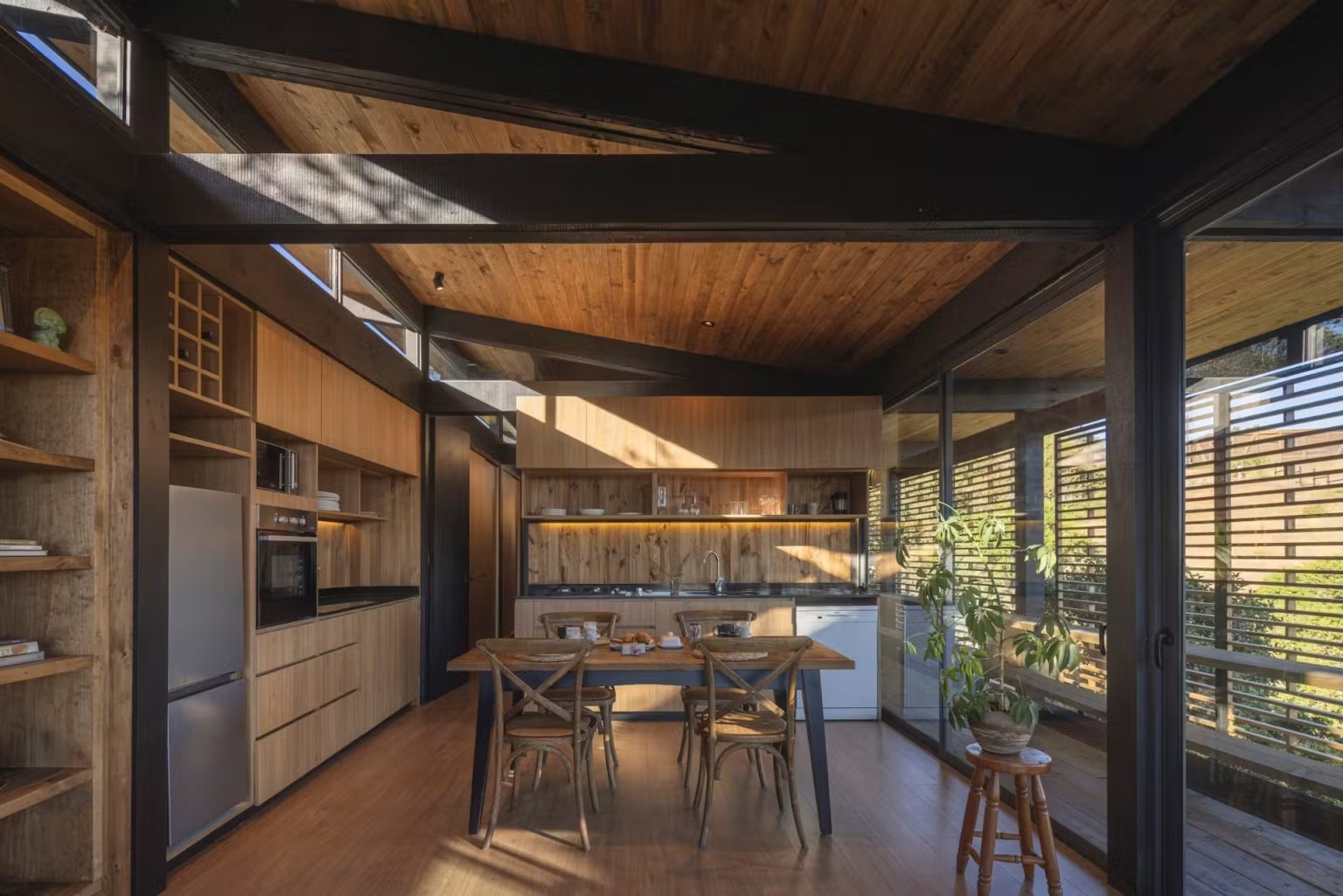 salle à manger et cuisine maison 70m2 conçue par un architecte