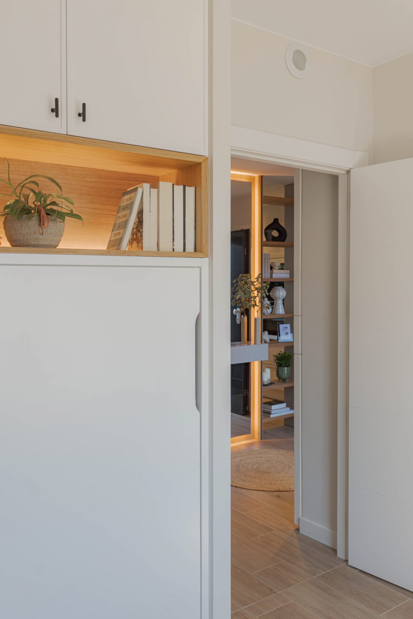 bureau avec lit escamotable mural