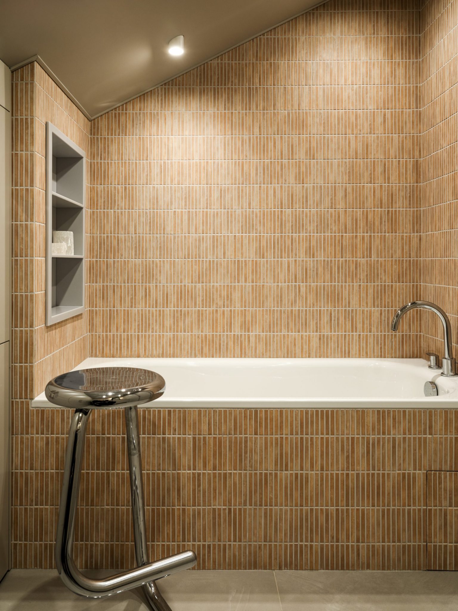 salle de bain style vintage sixties