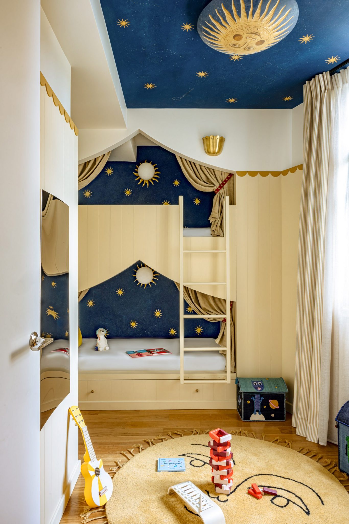 chambre enfant décor étoiles Iconic house