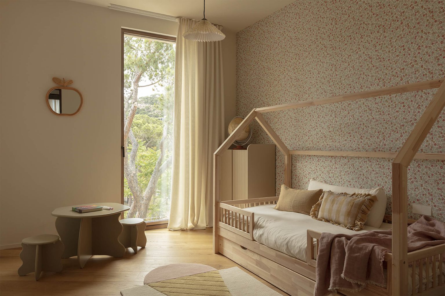 chambre enfant lit cabane