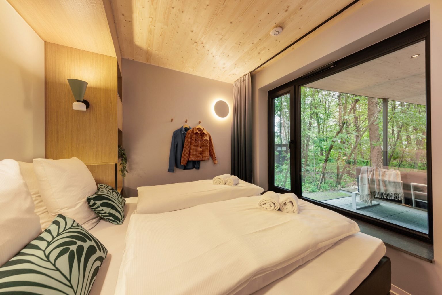 chambre décoration contemporaine maison architecte Center Parcs