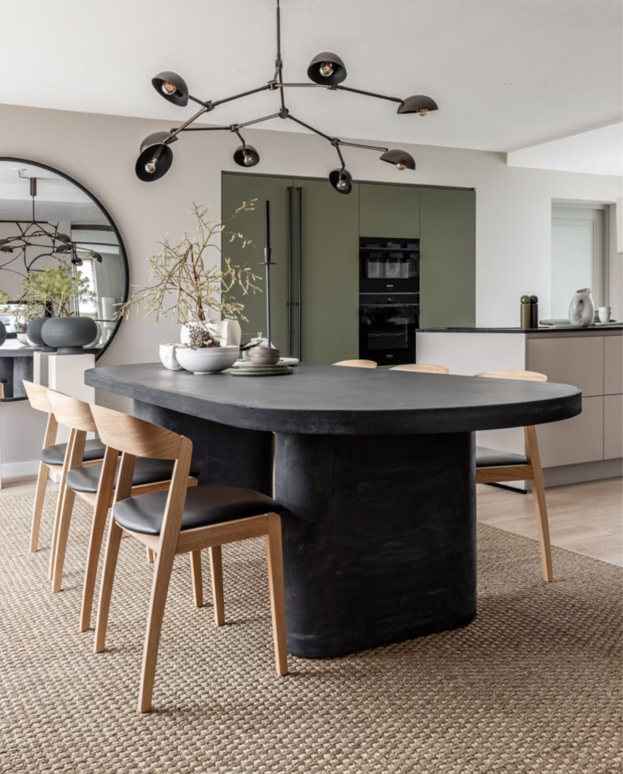cuisine ouverte et salle à manger décoration contemporaine