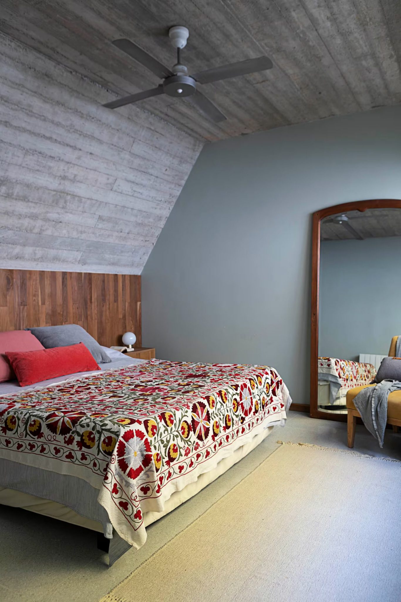 chambre mansardée maison contemporaine