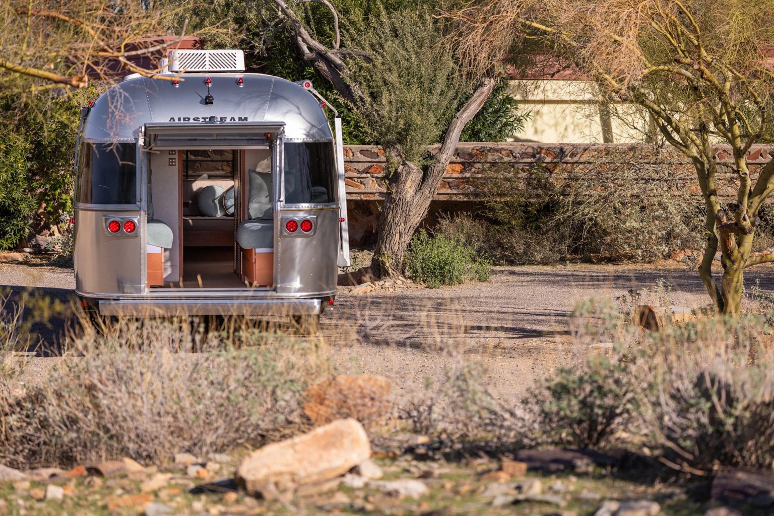 caravane Airstream collaboration Frank Lloyd Wright Foundation